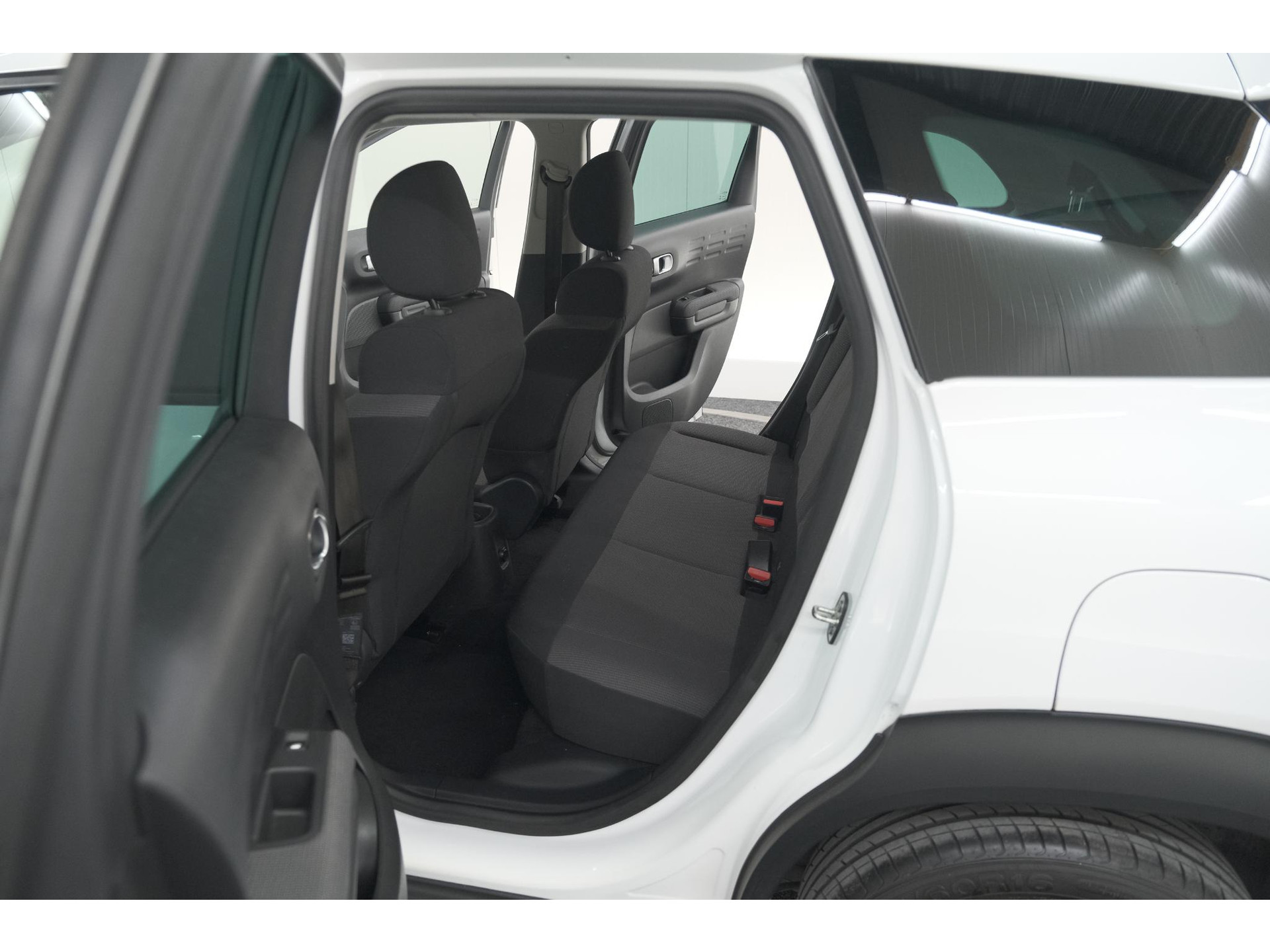 Citroen C3 Aircross PureTech 110 Feel | Navigatie | Parkeersensoren | Climate Control | Apple Carplay