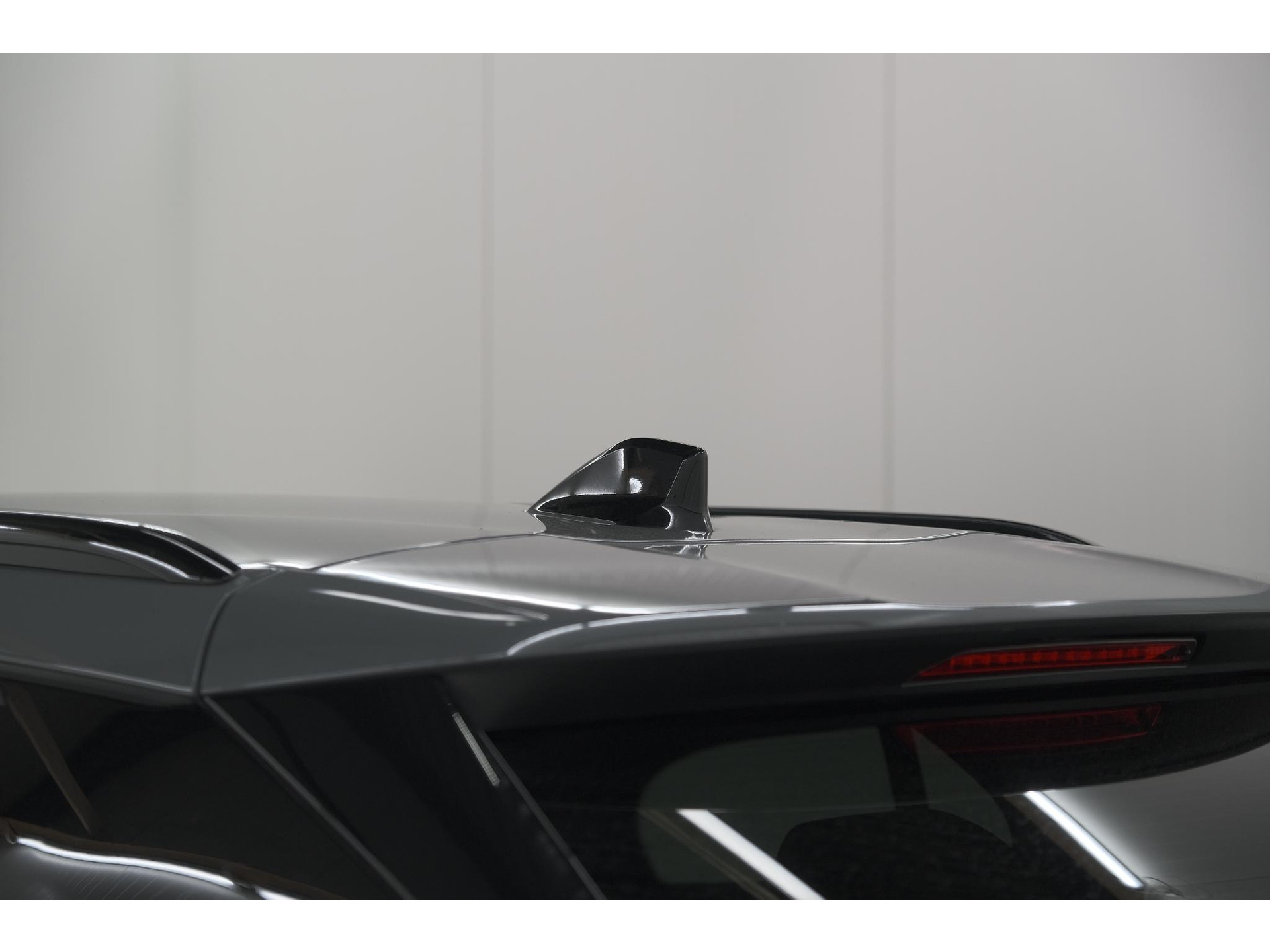 Peugeot 2008 PureTech 100 Allure | Allseason Banden | 360 Camera | Adaptieve Cruise Control | Dodehoekdetetie | Navigatie