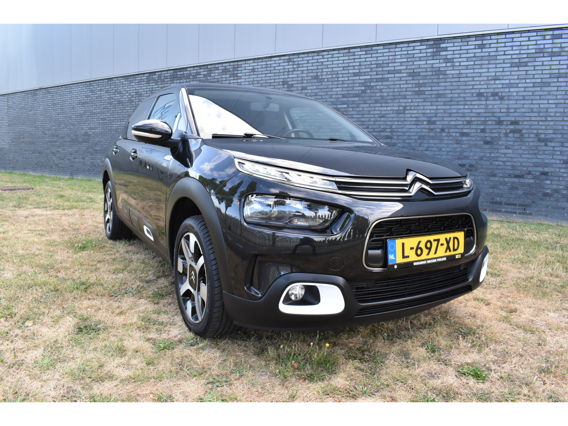 Citroën C4 Cactus 1.2 PureTech Feel Trekhaak Navi Stoelverwarming