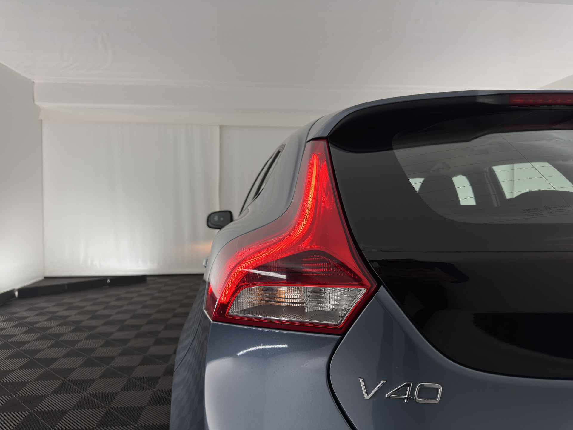 Volvo V40 1.6 D2 Kinetic *NAVI-FULLMAP | COMFORT-SEATS | ECC | PDC | SIPS | CRUISE | 16''ALU*
