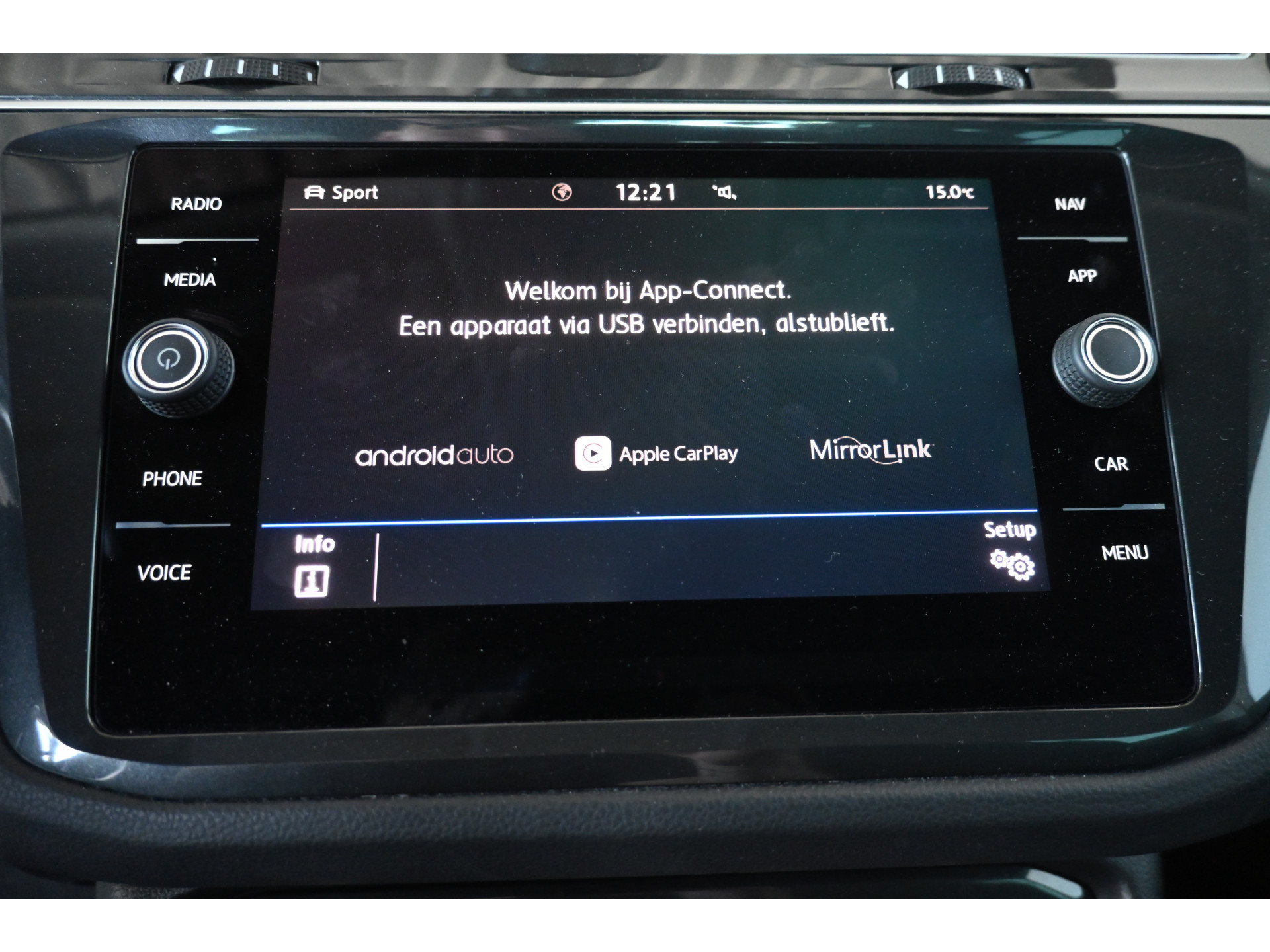 Volkswagen Tiguan 1.4 TSI Automaat 4Motion Highline  Clima Virtual Cockpit Navigatie CarPlay Cruise control Inruil Mogelijk!