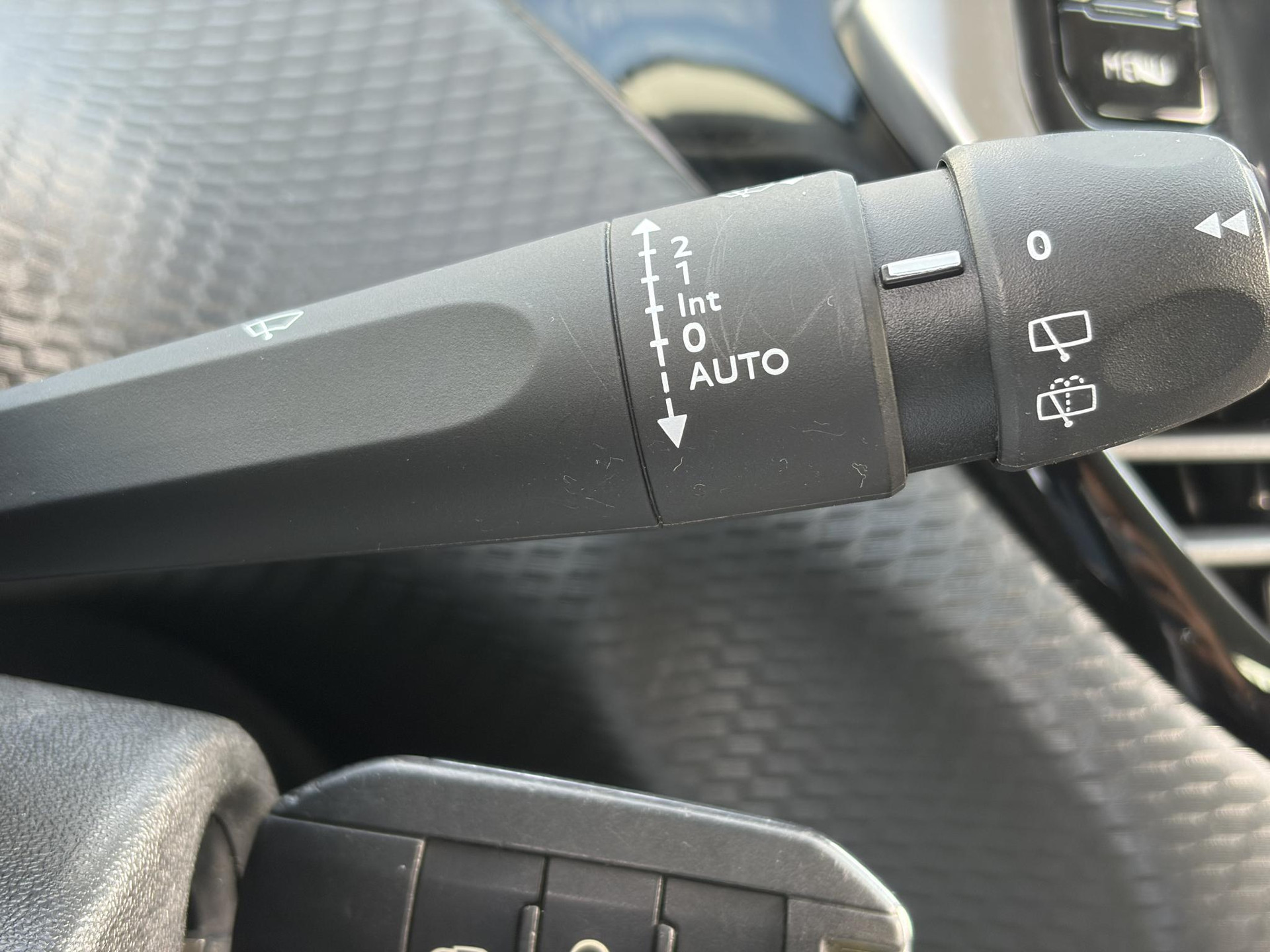 Peugeot 2008 1.2 PureTech Blue Lion 2e Eigenaar,131pk,Carplay,Navi,Dealer Onderhouden,6 Bak,D-riem vv in 2024,Pdc,N.A.P,Apk tot 04-2027