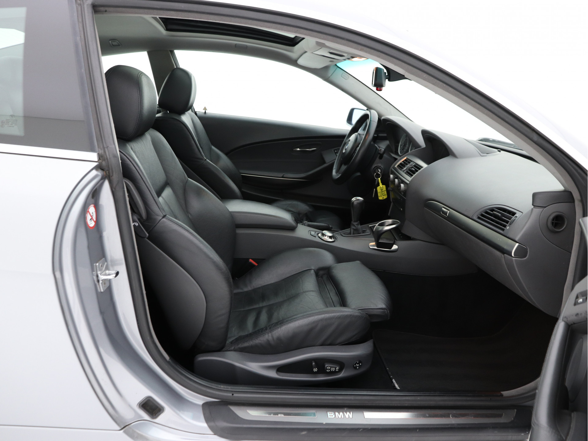 BMW 6-serie 645Ci S (⚠️) Aut. PANO | BI-XENON | DAKOTA-FULL-LEATHER | NAVI-FULLMAP | HIFI-SOUND | PDC | MEMORY-PACK |  ECC | CRUISE | CONTOUR-SPORT-SEATS | 19"ALU*