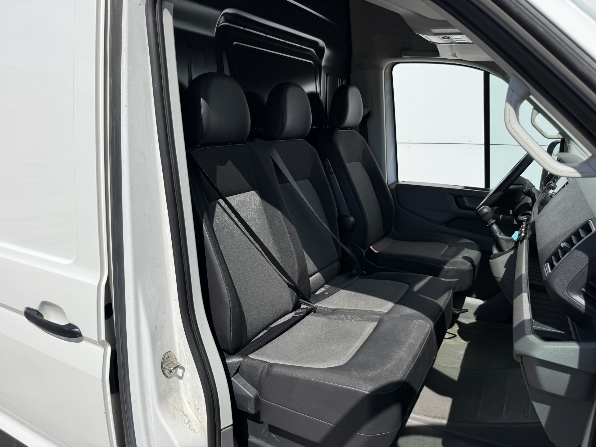 Volkswagen Crafter 2.0 TDI 140PK L3H3 Camera Airco Carplay Parkeersensoren Euro 6