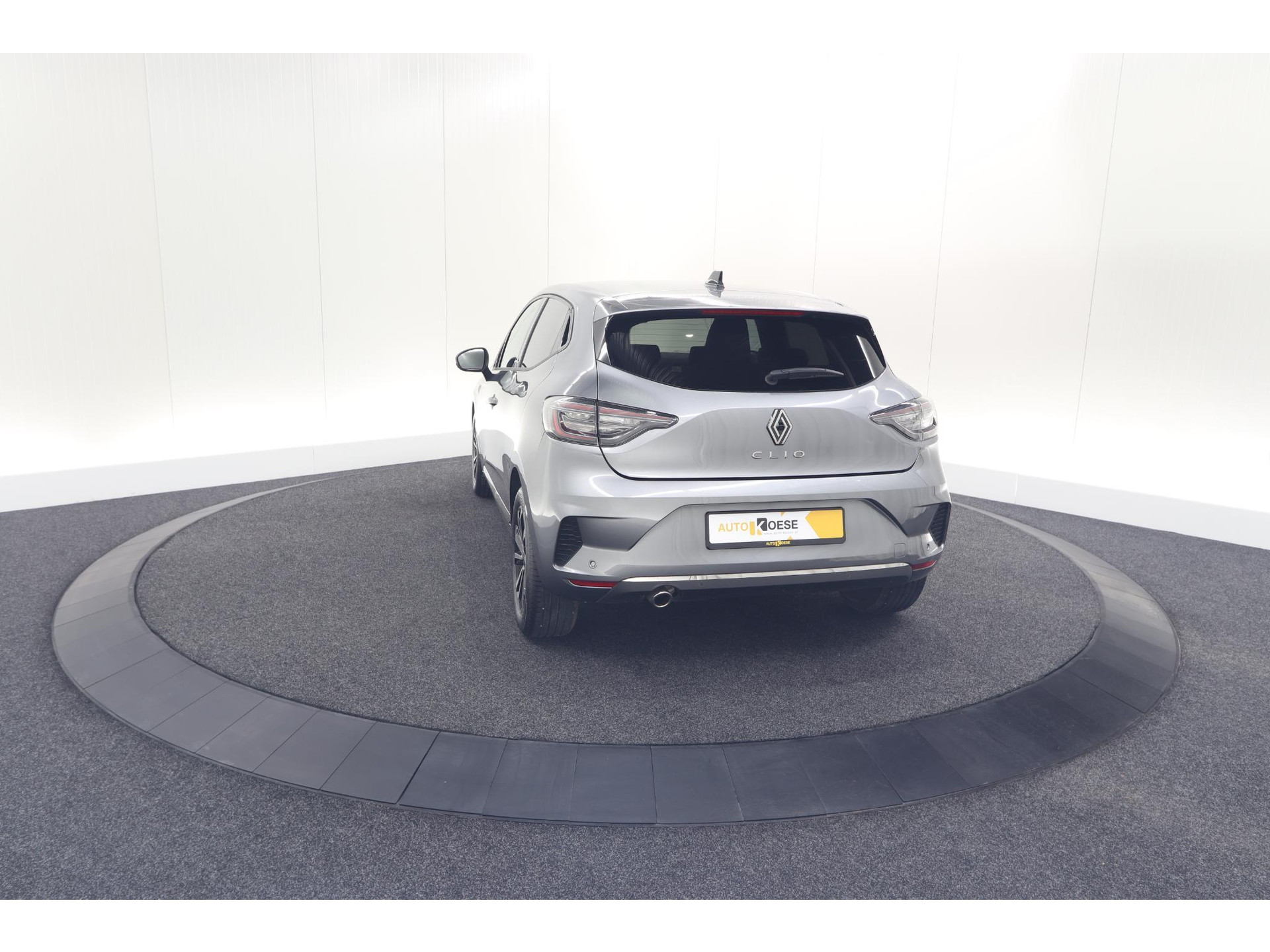 Renault Clio TCe 90 Techno | 360 Camera | Adaptieve Cruise Control | 9.3 Inch Groot Scherm