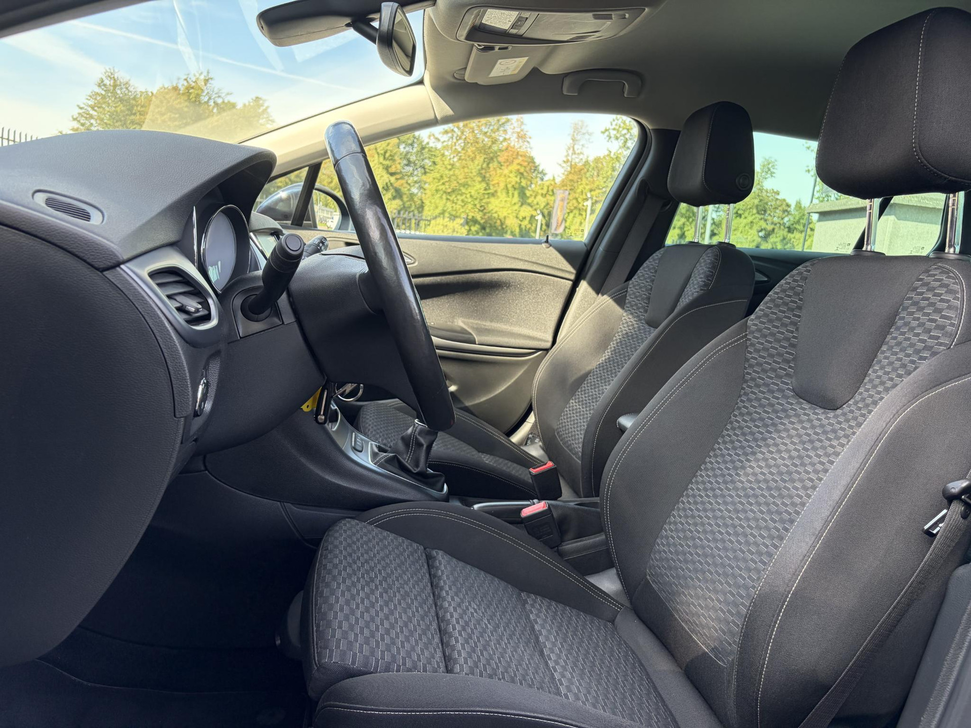 Opel Astra Sports Tourer 1.4 Turbo Online Edition ✓150pk✓2e Eigenaar✓Camera✓Carplay✓Navi✓Pdc V+A✓Stoelverw✓Stuurverw✓Clima✓Cruise✓Lm velgen✓6 Bak✓Comfortstoelen✓Dealer Onderhouden✓N.A.P✓Bj 12-2018✓Apk tot 01-2027