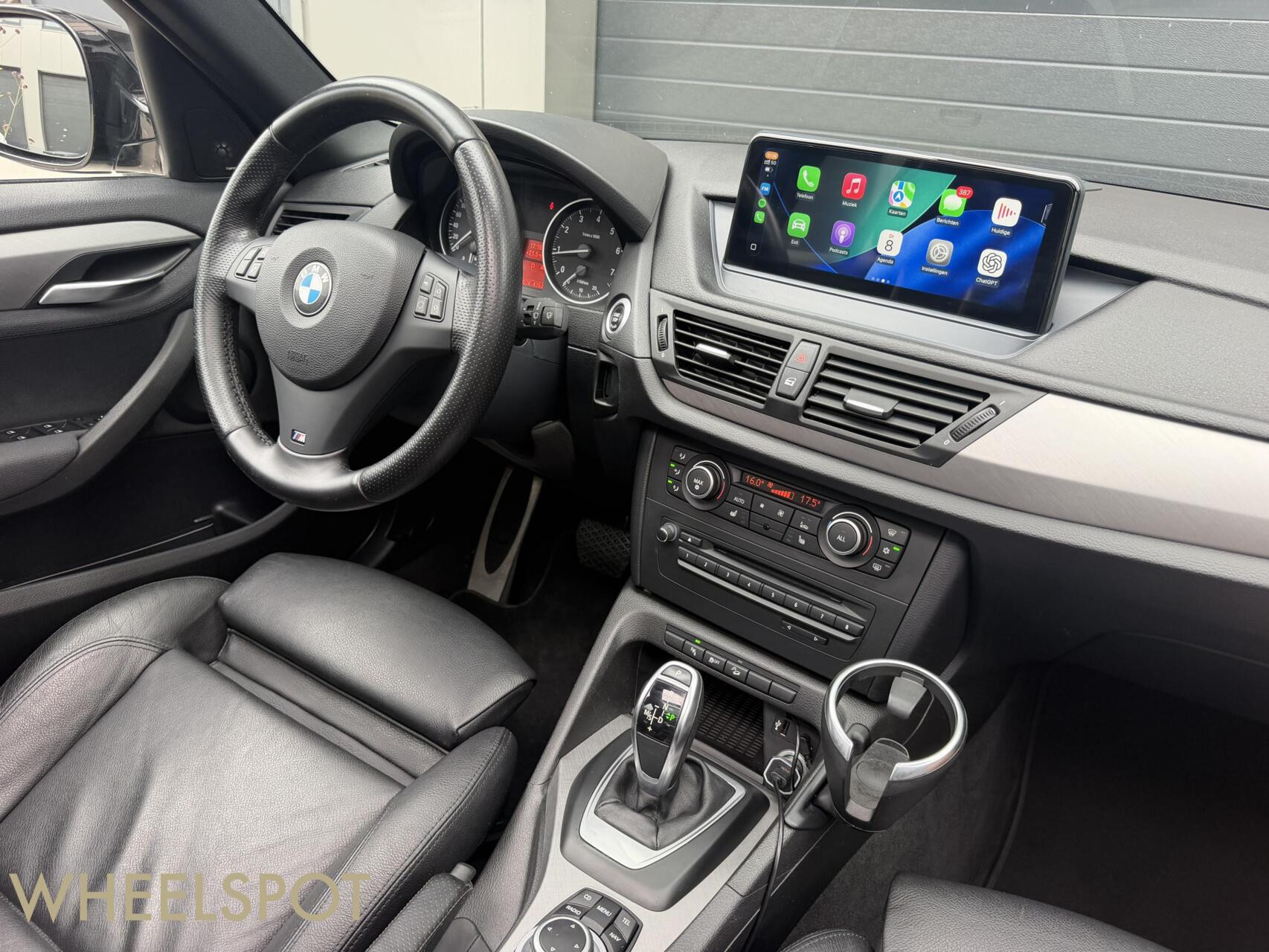 BMW X1 xDrive28i M-Sport|Pano|H&K|Keyless|Memory|Dealer OH