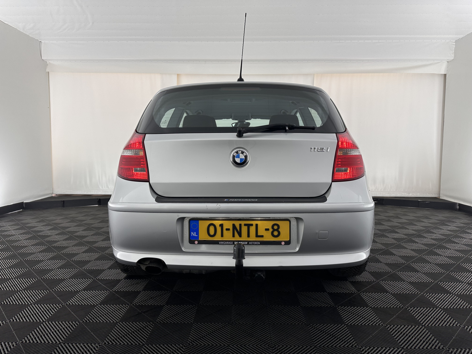 BMW 1-serie 118i Business Line *AIRCO | COMFORT-SEATS | 16''ALU | TOWBAR*
