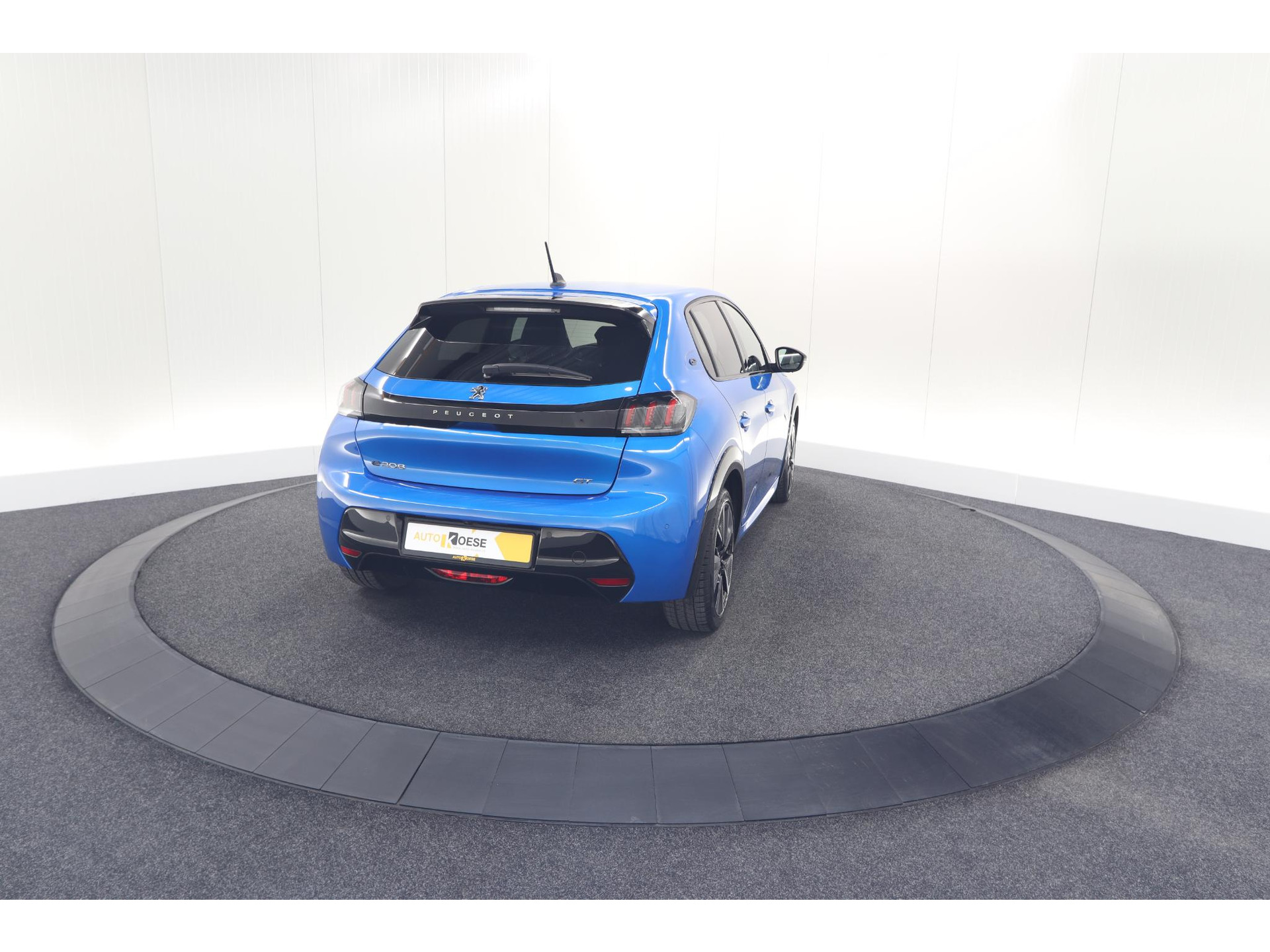 Peugeot e-208 EV GT Pack 50 kWh | Camera | Adapieve Cruise Control | Stoelverwarming | 3 FASE