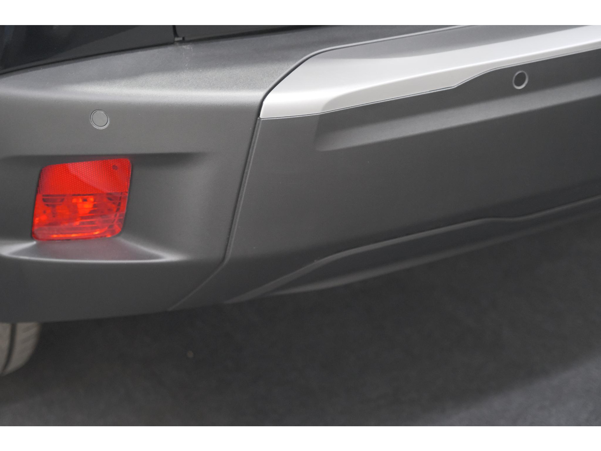 Peugeot e-2008 EV Allure 54 kWh | 11 KW Lader | Warmtepomp | Apple Carplay | Parkeersensoren