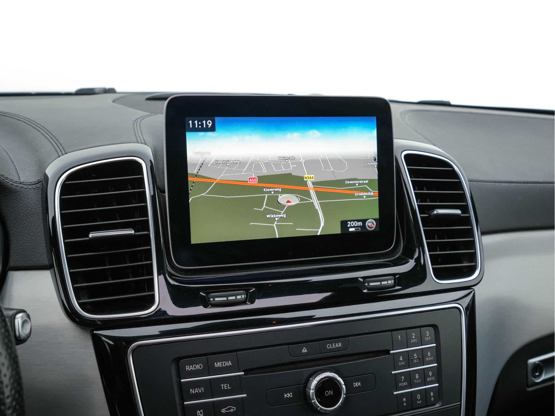 Mercedes-Benz GLS 350 d 4MATIC AMG-Line [ 7-Pers ] *PANO | LEATHER | FULL-LED | DISTRONIC | NAVI-FULLMAP | HEAT/COLD-COMFORTSEATS | BLINDSPOT | MEMORY-PACK | HARMAN/KARDON | TOPVIEW | KEYLESS | SHIFTPADDLES | PRIVACY-GLASS | TOWBAR | 21''ALU*