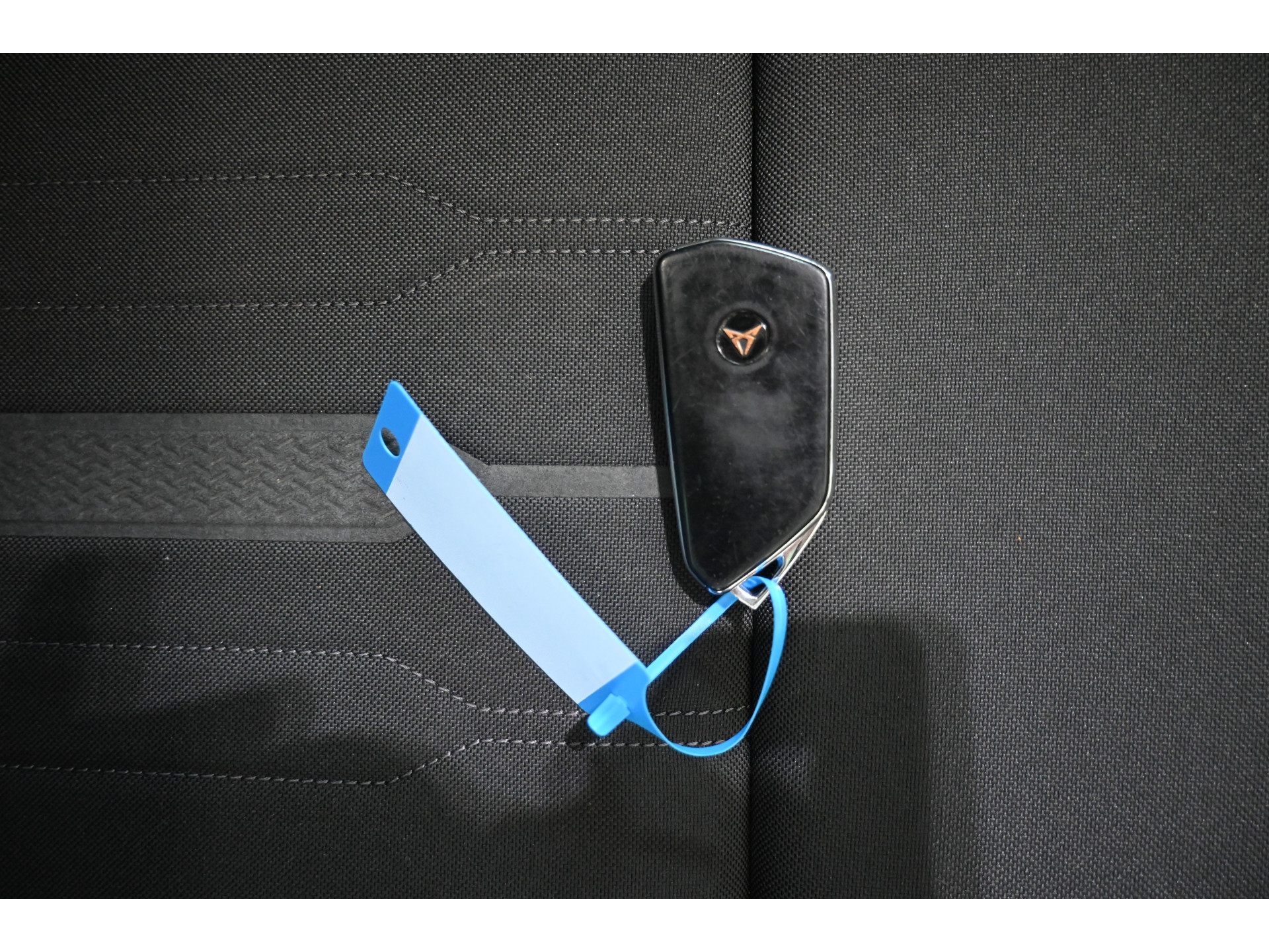 CUPRA Formentor 1.5 TSI Automaat Clima Adaptieve cruise Navigatie Apple carplay Trekhaak PDC Inruil mogelijk