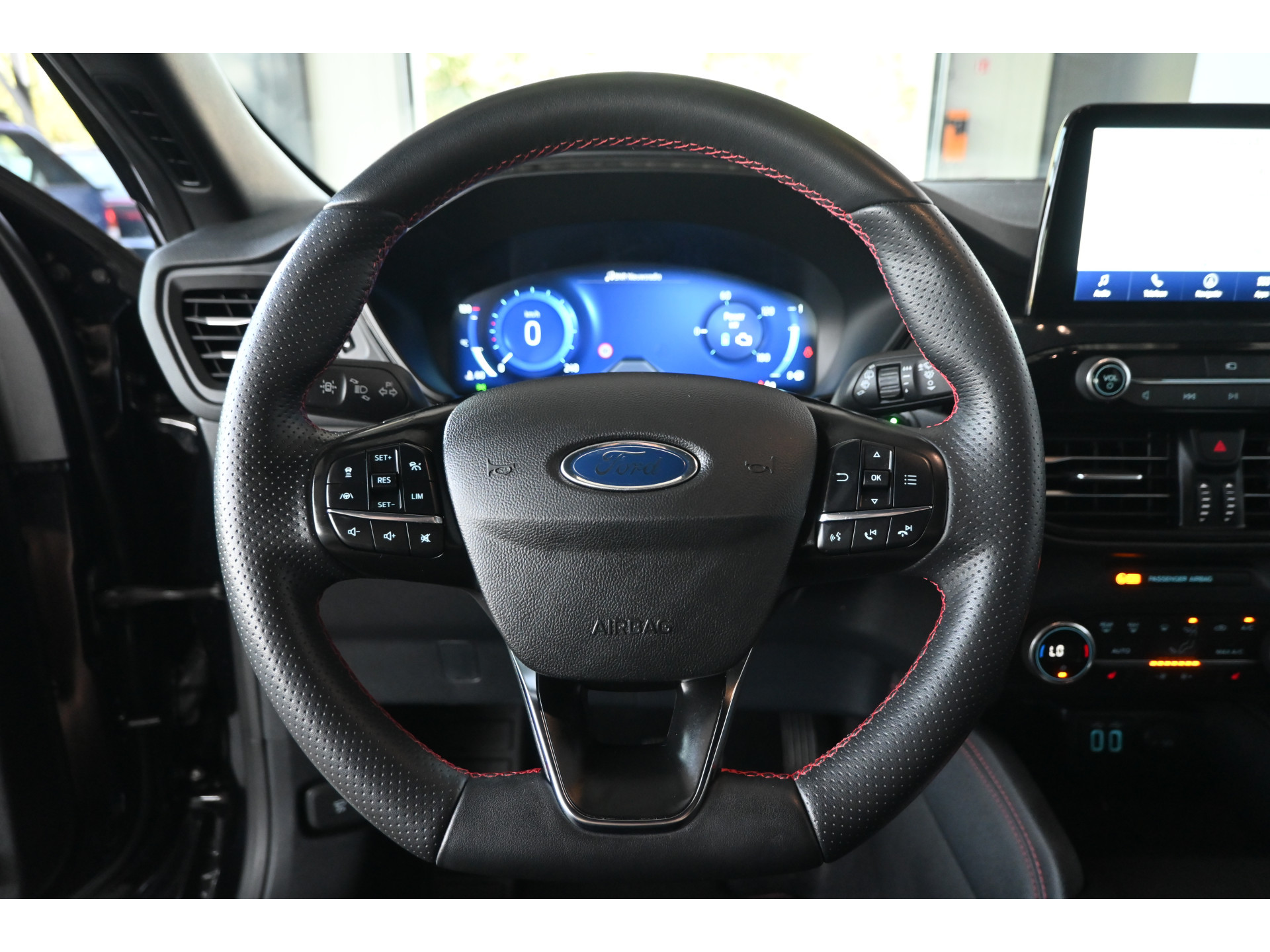 Ford Kuga 2.5 PHEV Vignale Automaat Navigatie Stoelverwarming Head Up! LED Camera Rijklaarprijs! Inruil Mogelijk!