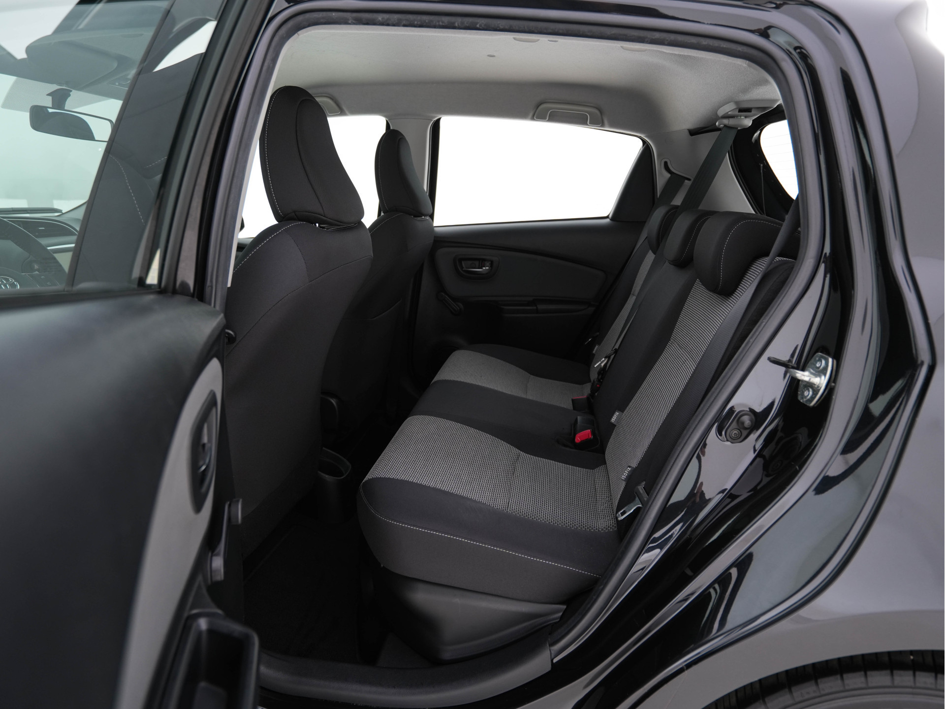 Toyota Yaris 1.5 Hybrid Aspiration Aut. *ECC | HEATED-COMFORTSEATS | CAMERA*