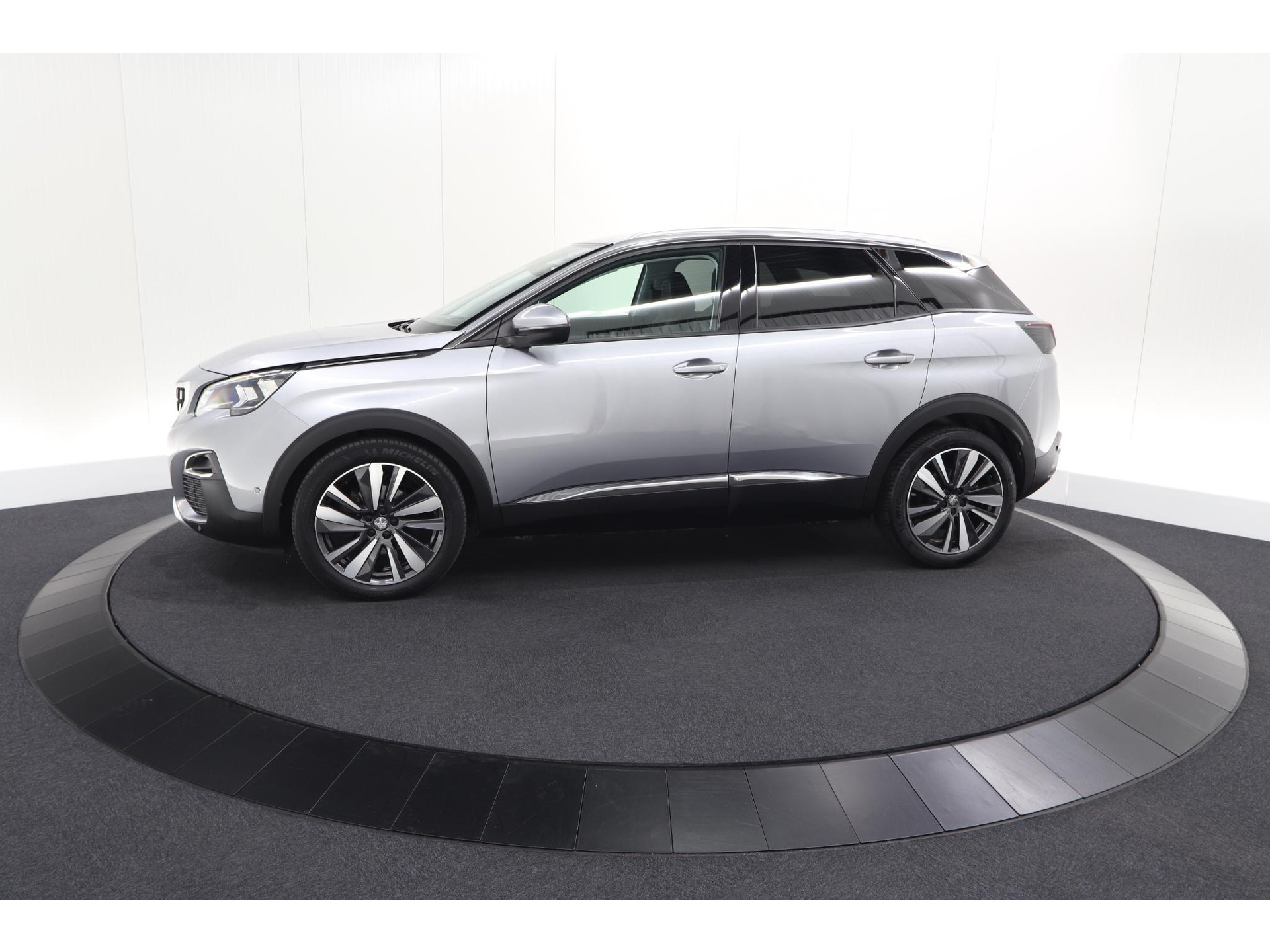 Peugeot 3008 PureTech 130 EAT8 Blue Lease Premium | Elektrische Kofferklep | Dodehoekdetectie | Stoelen-Pakket