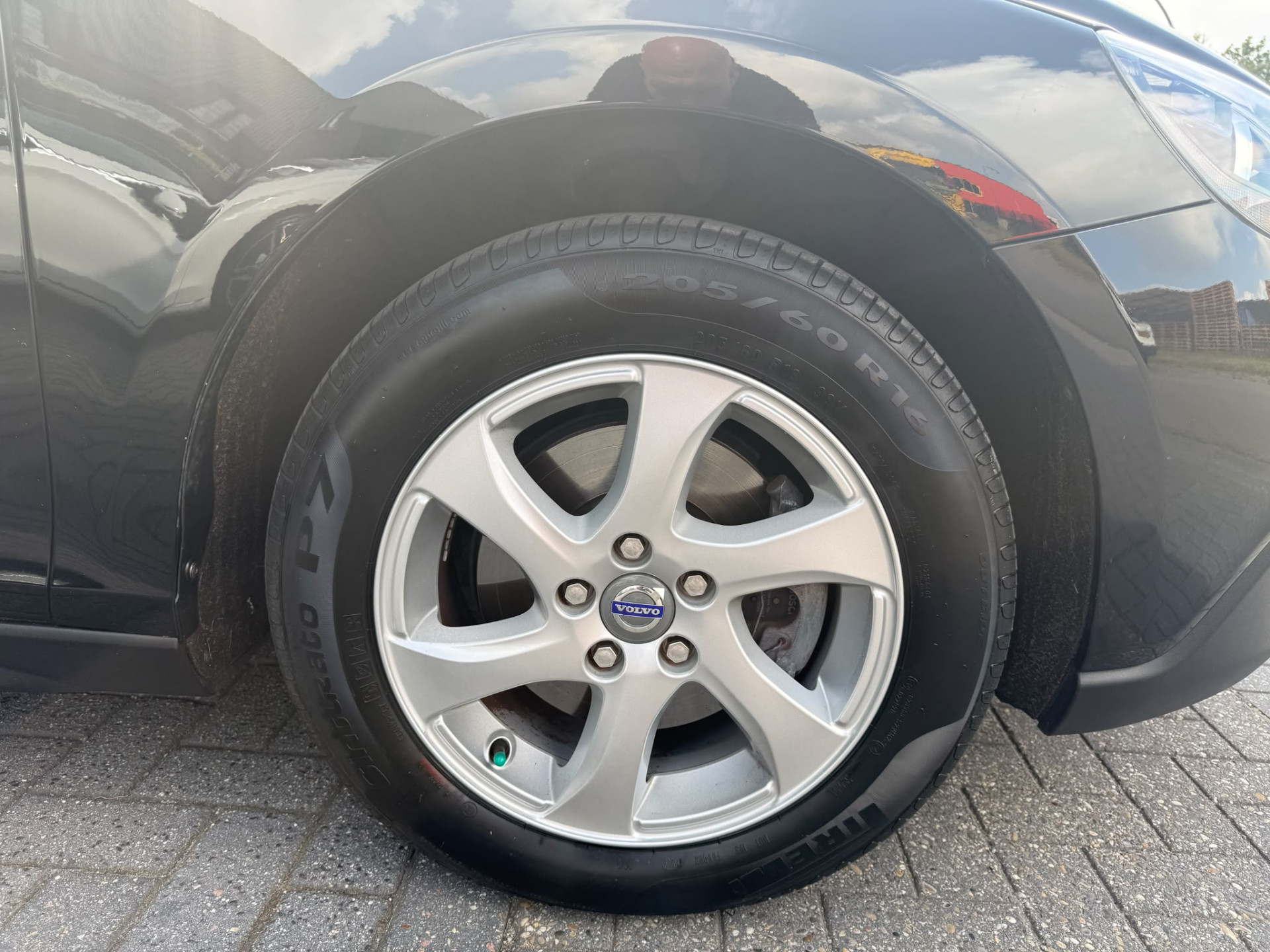 Volvo V40 Cross Country 1.6 T4 Momentum | 2E EIGENAAR | 3/6 OF 12 MND GARANTIE | NAVI | CRUISE |TREKHAAK | DEALER ONDERHOUDEN |