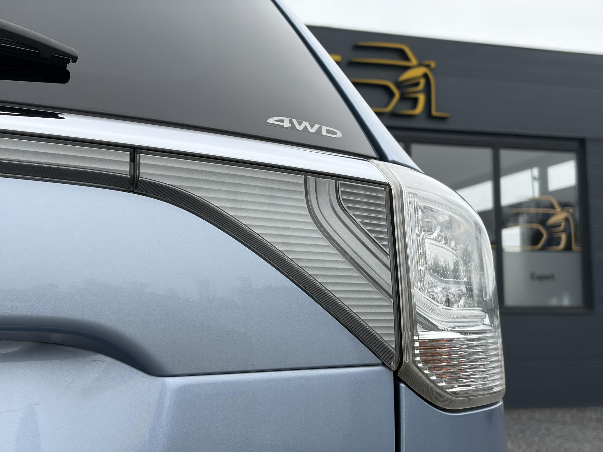 Mitsubishi Outlander 2.0 PHEV Executive Edition Trekhaak,Schuifdak,Leder,Stoelverw-Koeling,Camera,Navi,Keyless,Clima,Cruise,Lm velgen,Pdc,V+A,Rijstrooksensor,Extra velgen,N.A.P,Nieuwe Apk bij Aflevering