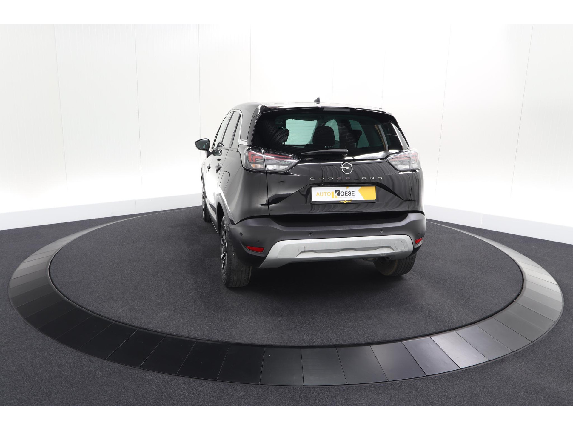 Opel Crossland 110 Turbo Business Elegance | Camera | Dodehoekdetectie | Navigatie | Apple Carplay