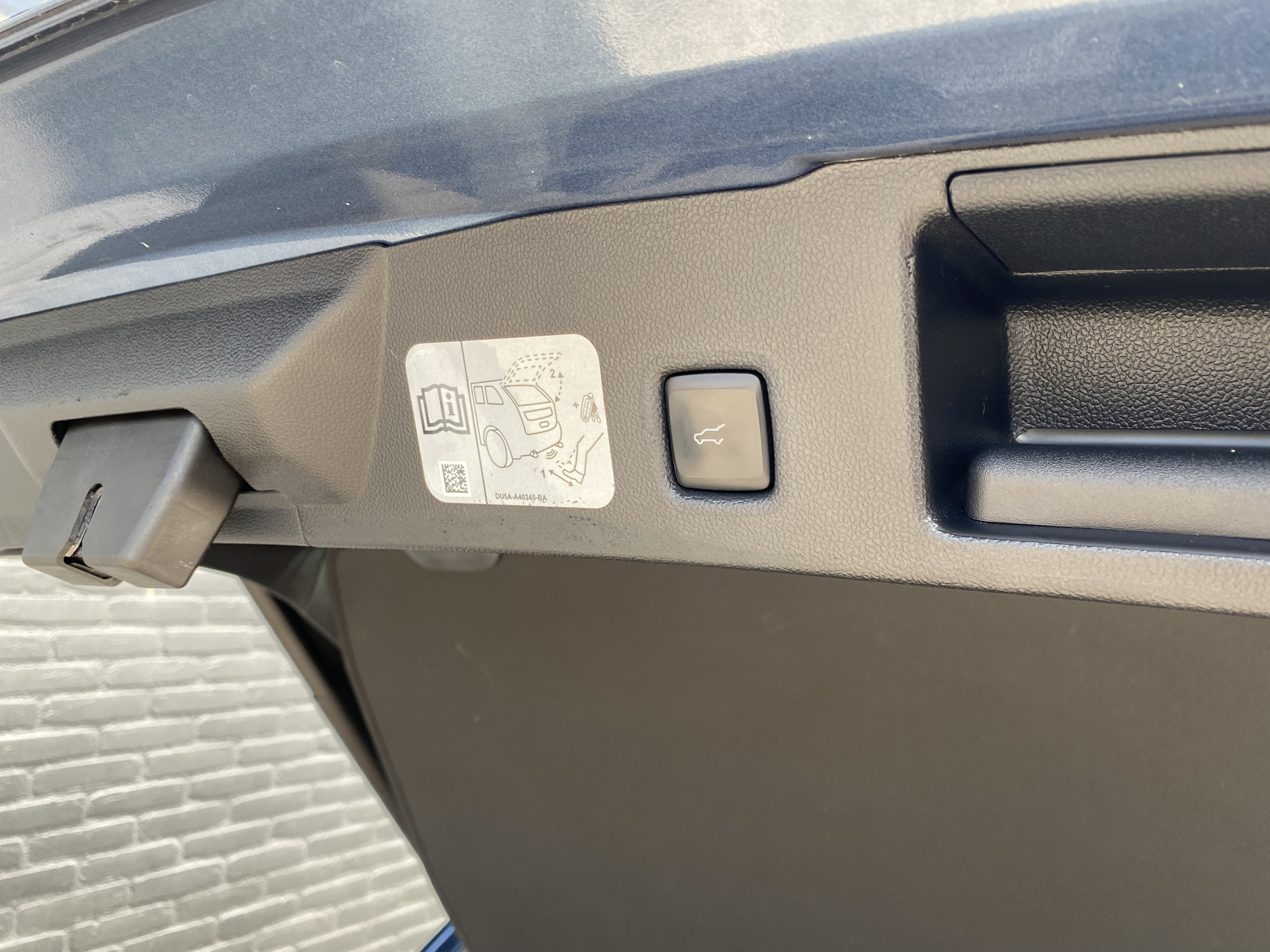 Ford Kuga 2.5 PHEV Vignale 225 pk | dealer onderh. | panoramadak | leder interieur | elektr. v. stoelen | navigatie | B&O audio