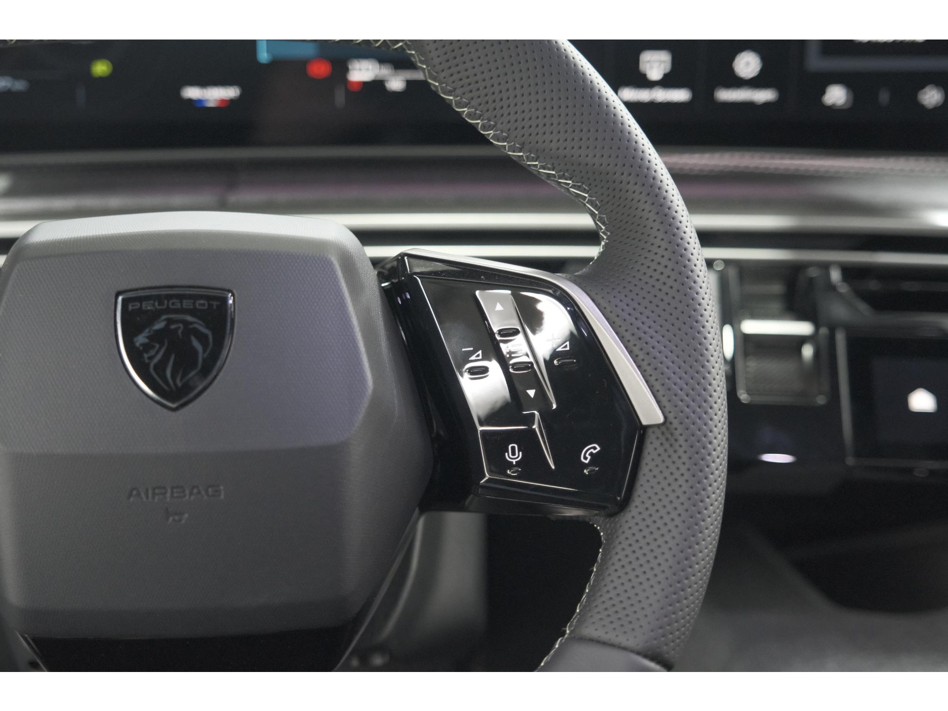 Peugeot 5008 HYbrid 145 e-DCS6 GT | Panoramadak | Camera | Elektrische Achterklep | Adaptieve Cruise Control