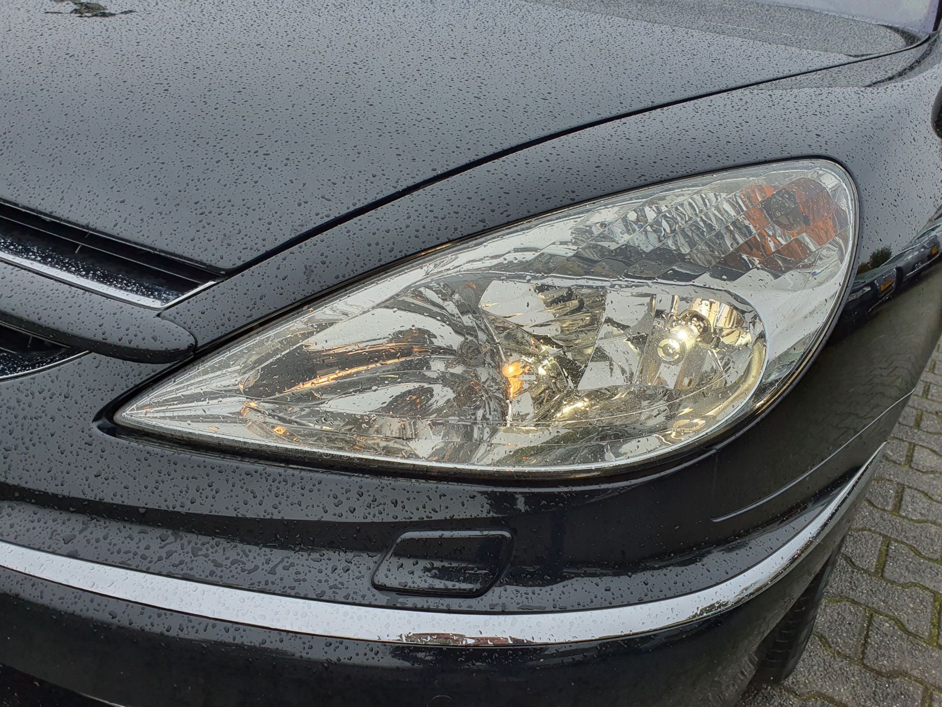 Peugeot 607 2.7 HDiF Executive Ivoire-Pack Aut. *PANO | XENON | NAPPA-FULL-LEATHER | NAVI-FULLMAP | CRUISE | MEMORY-PACK | HEATD-COMFORTSEATS | TOWBAR | HEATED-SEATS | 17"ALU*