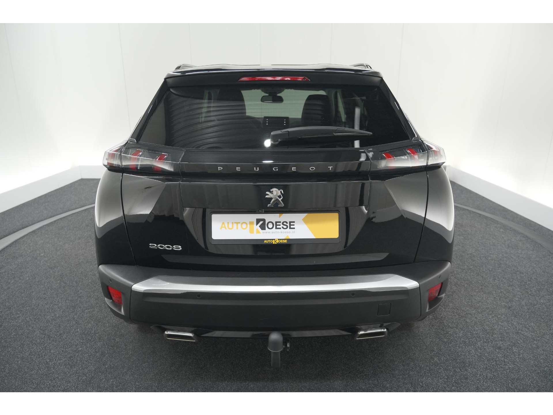 Peugeot 2008 PureTech 130 EAT8 Allure | Trekhaak | Camera | Navigatie | Apple Carplay