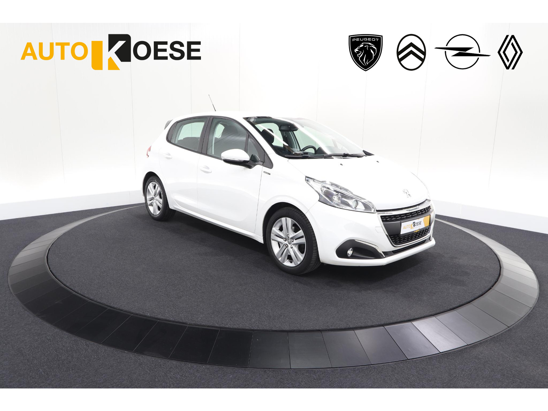 Peugeot 208 PureTech 82 Signature | Parkeersensoren | Apple Carplay | Pack Connect | Armsteun