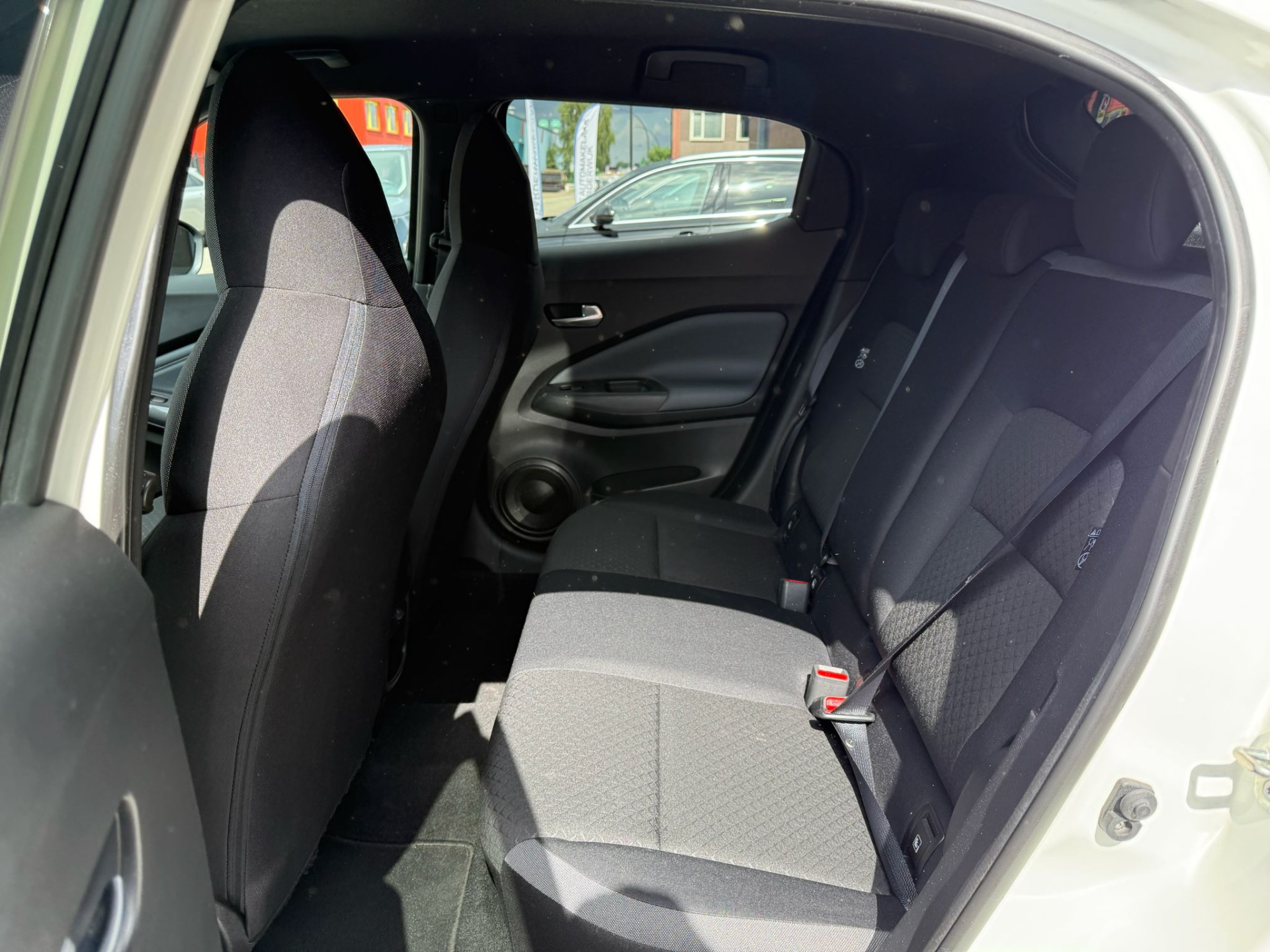 Nissan Juke 1.0 DIG-T N-Connecta | 2E EIGENAAR | 3/6/12MND GARANTIE | 19INCH | NAVI | LED | CARPLAY | CRUISE |