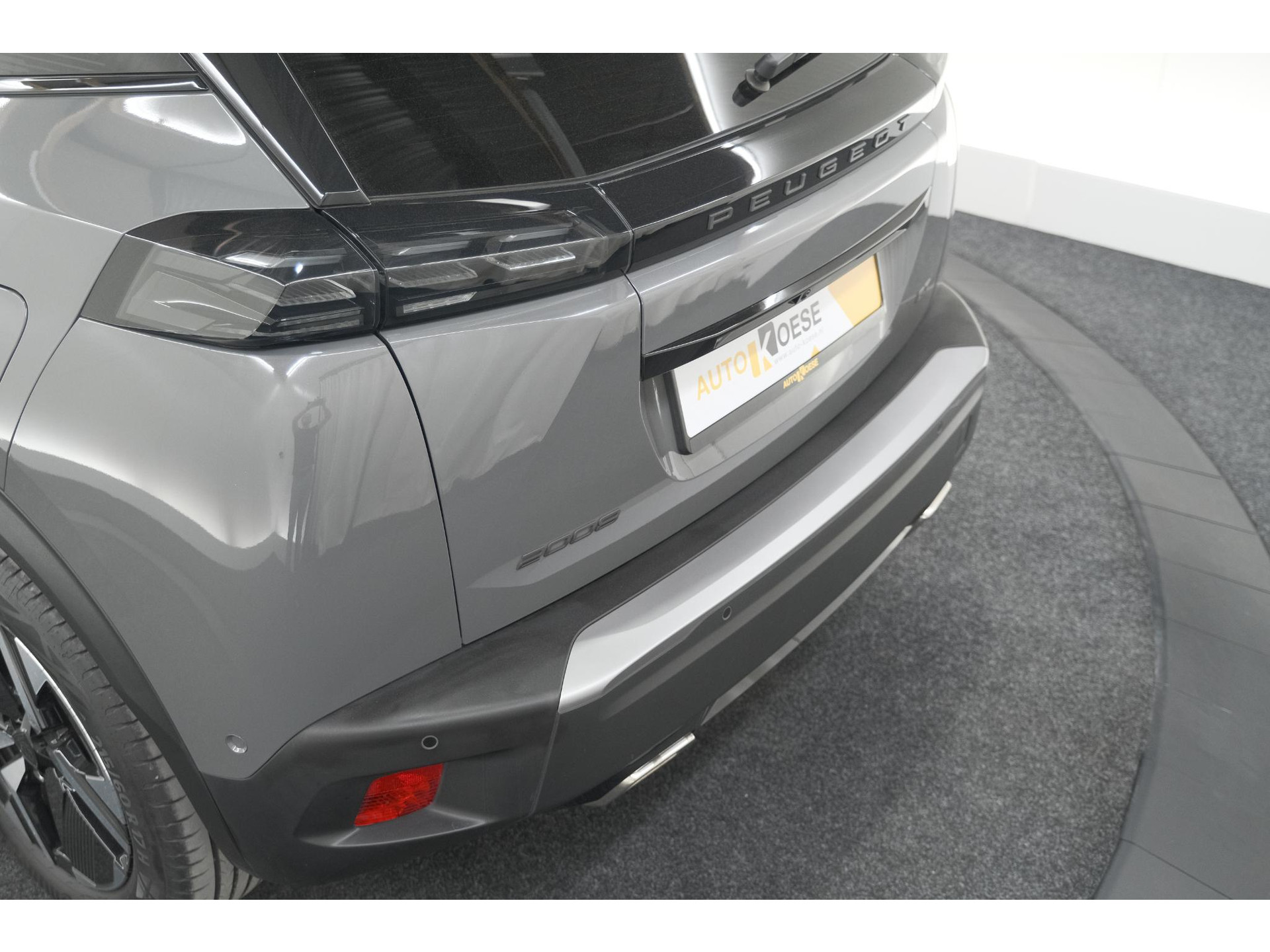 Peugeot 2008 PureTech 130 EAT8 GT | 360 Camera | Adaptieve Cruise Control | Stoelmaasage | Apple Carplay