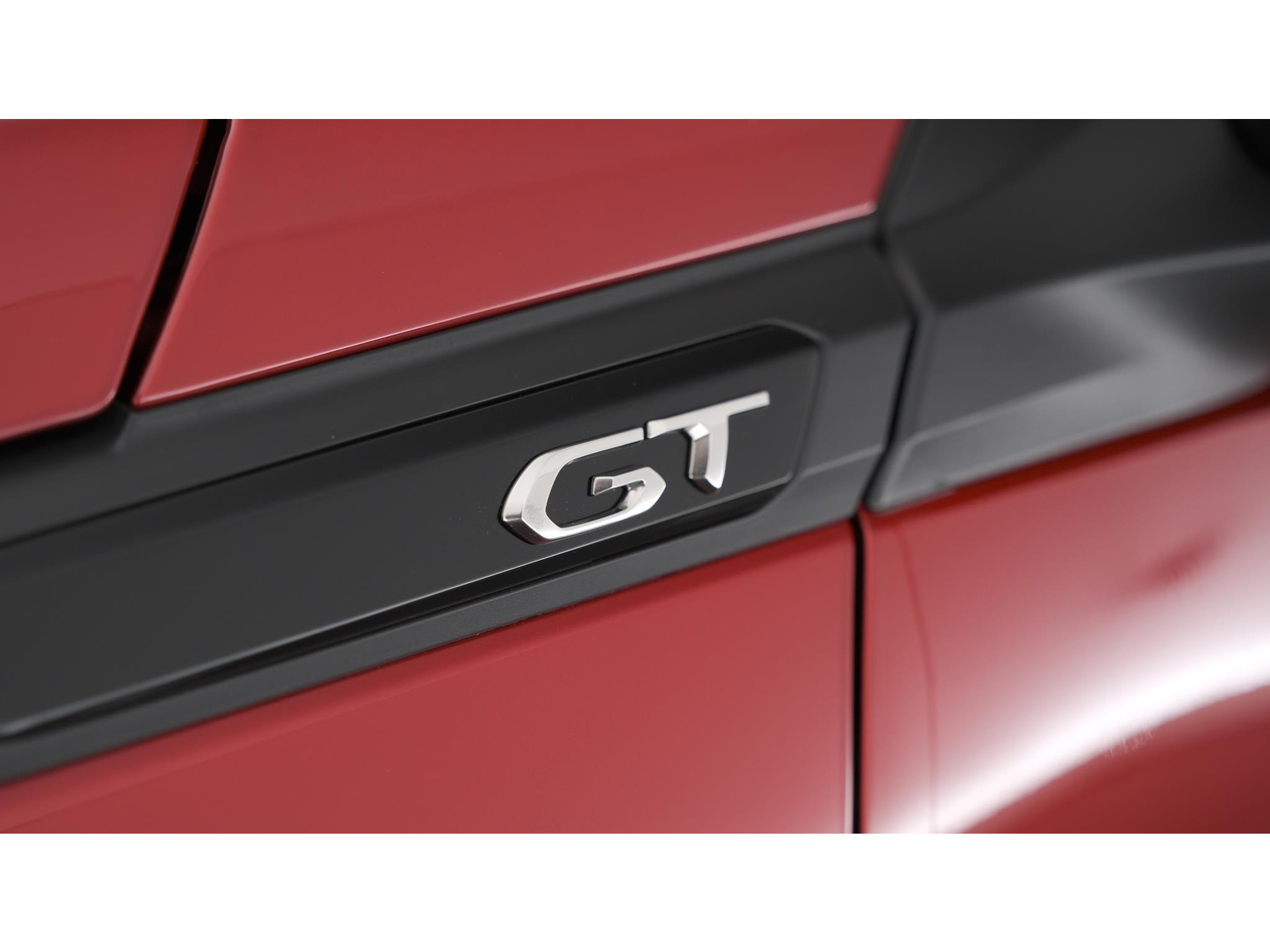 Peugeot 2008 PureTech 130 GT | Camera | Dodehoekdetectie | Navigatie | Parkeersensoren | Stoelverwarming