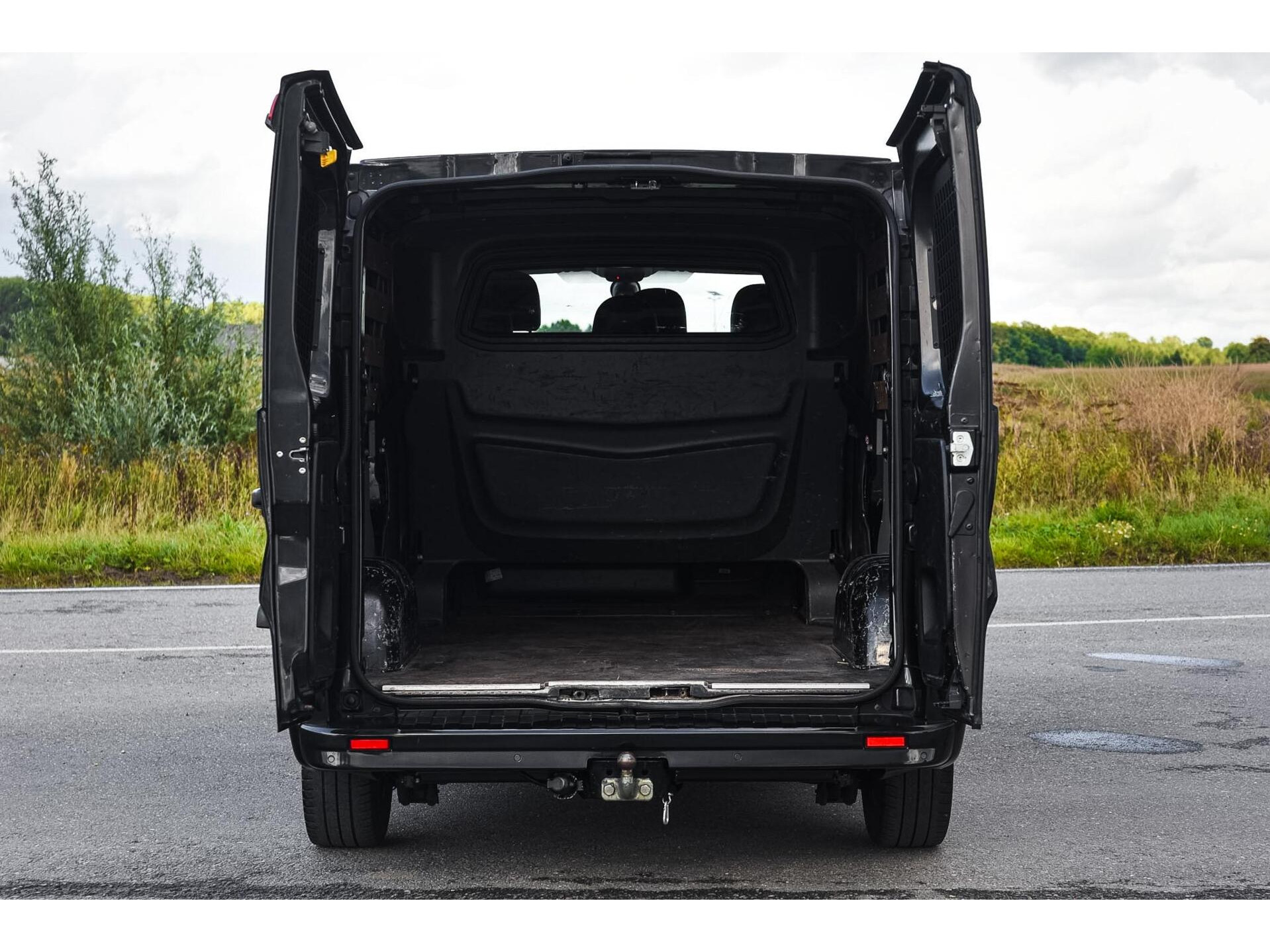 Trafic 2.0 dCi 145 DC Luxe | Automaat | 6-Pers