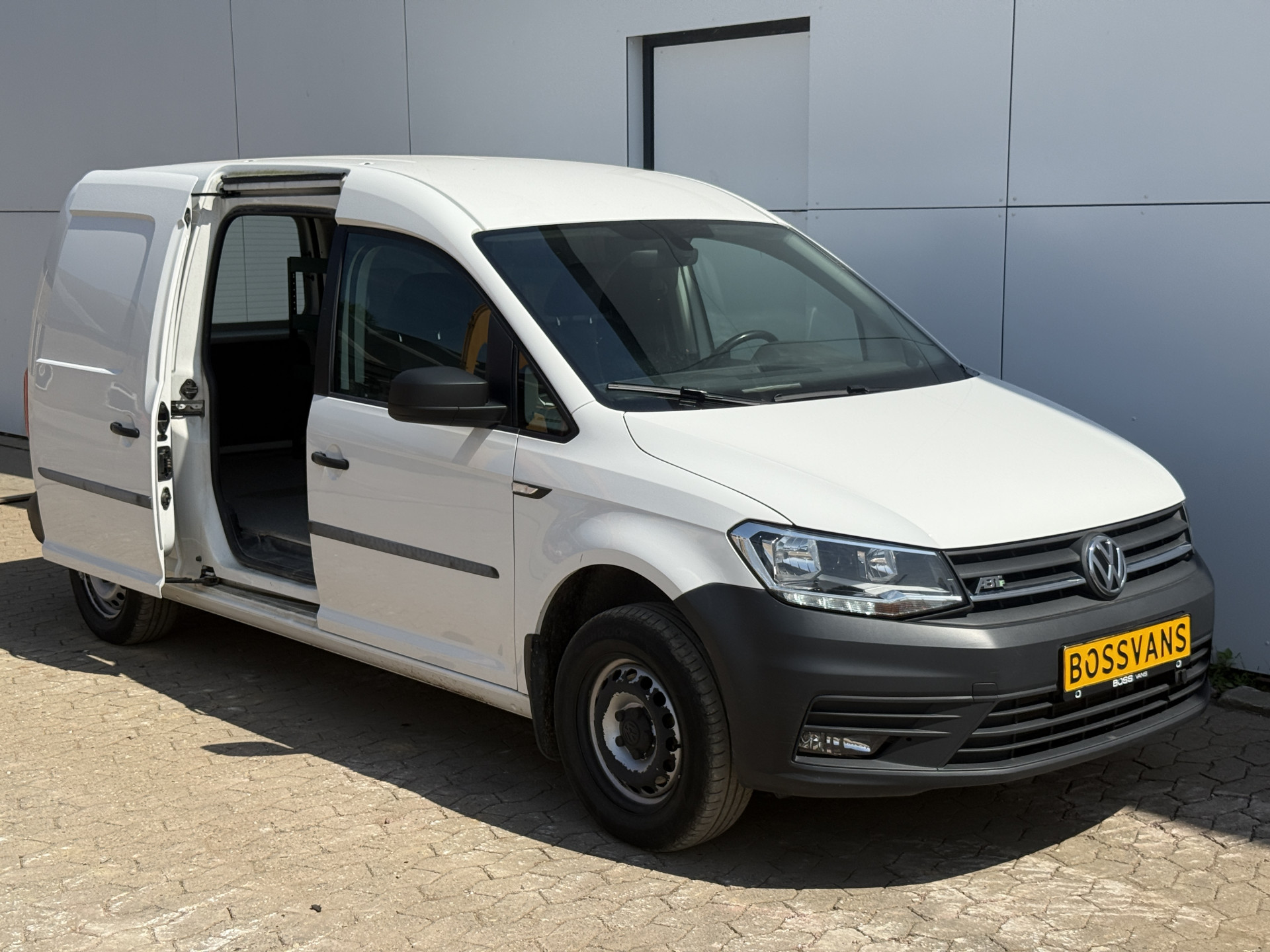 Volkswagen e-Caddy 37kWh 113PK L2H1 Elektrisch Caddy ABT Maxi 37,3kWh 159km WLTP Trekhaak Airco Stoelverwarming Parkeersensoren