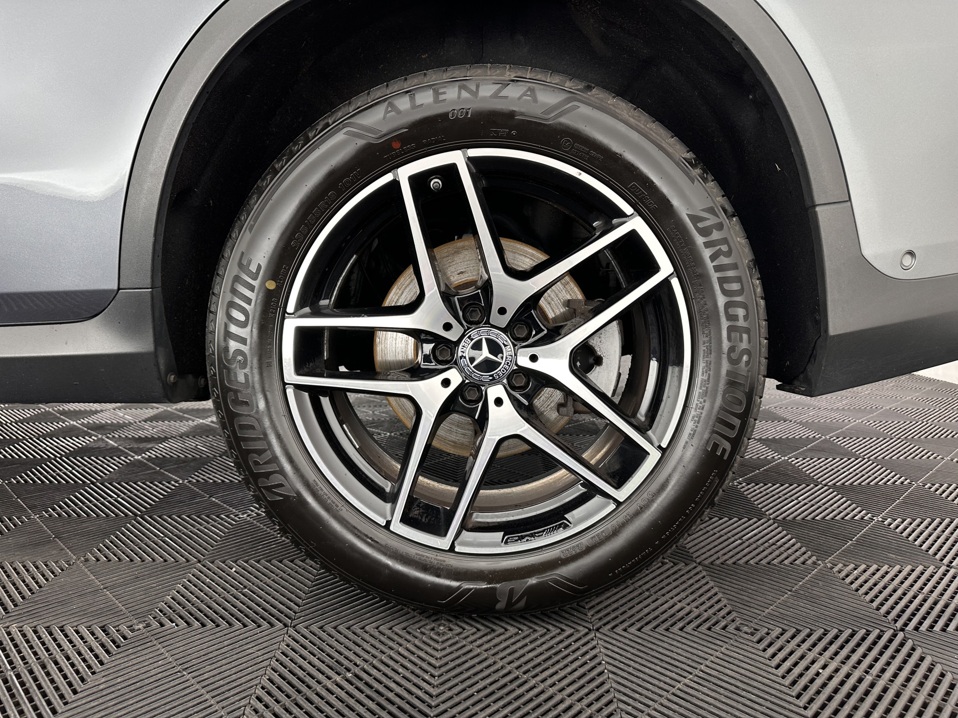 Mercedes-Benz GLC-klasse 350e 4MATIC AMG Aut. *PANO | FULL-LEATHER | FULL-LED | HEATED-SPORTSEATS | CAMERA | NAVI-FULLMAP | PRIVACY-GLASS | SHIFT-PADDLES | ECC | PDC | CRUISE | 19''ALU*