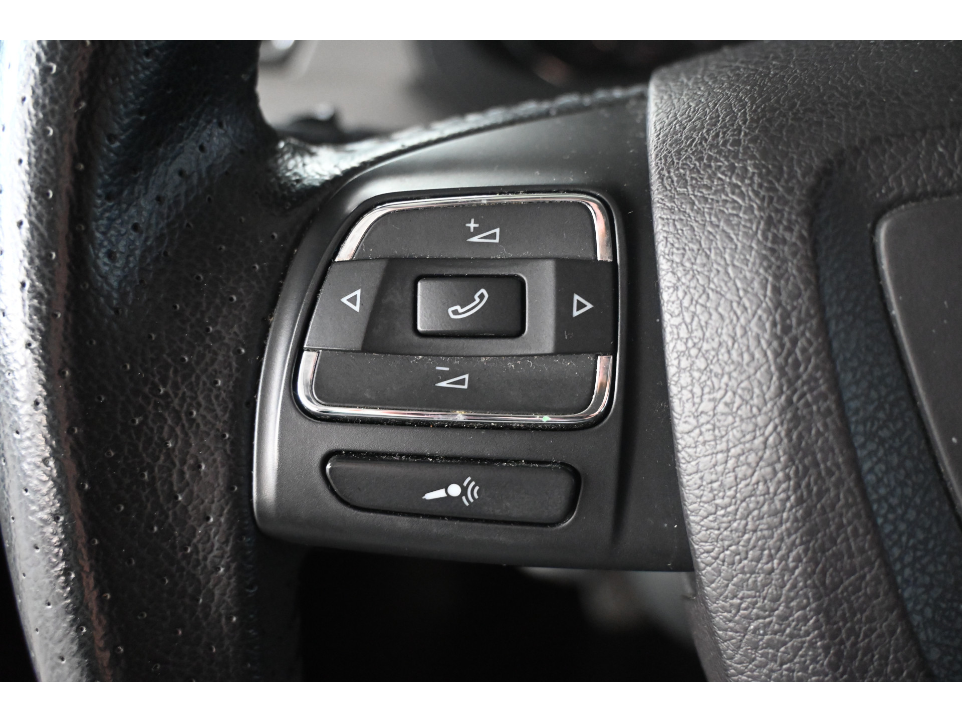 SEAT Toledo 1.2 TSI Businessline High Clima Navigatie Cruise Control Goed Onderhouden! Inruil Mogelijk!