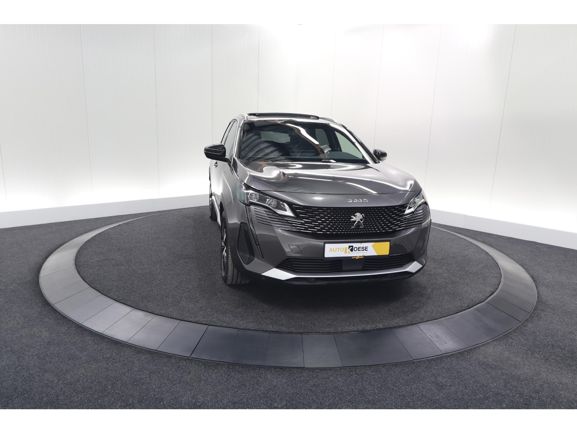 Peugeot 3008 HYbrid4 300 GT | Elektrisch Panoramadak | Dodehoekdetectie | Camera | Navigatie