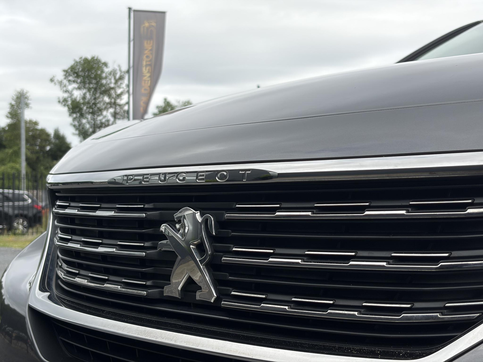 Peugeot 5008 1.2 PureTech Active 1e Eigenaar,D-riem 12-2023,Trekhaak,7 Persoons,6 Bak,Carplay,Clima,Cruise,131pk,Pdc,Dealer Onderhouden,N.A.P,Apk tot 05-2027