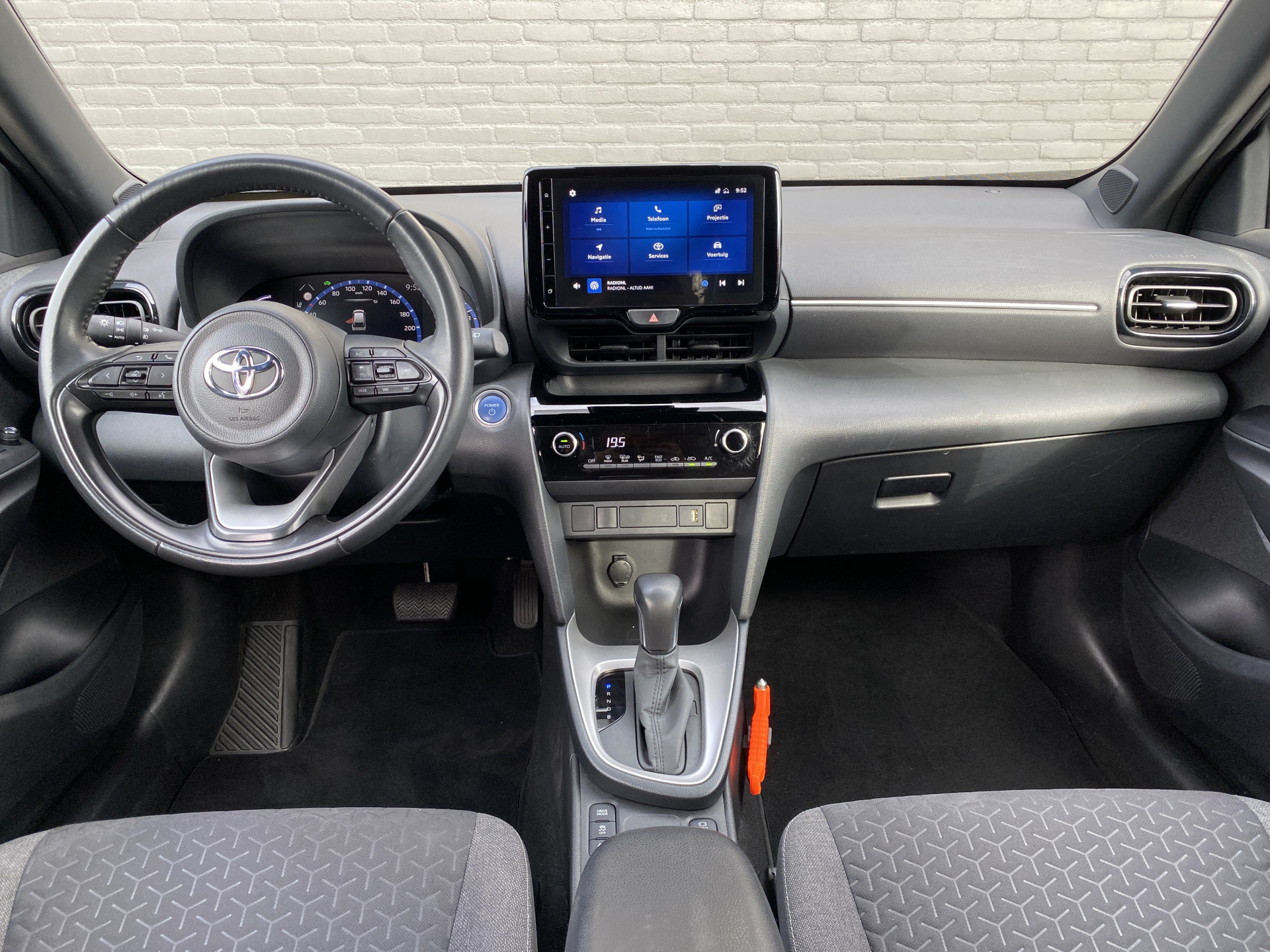 Toyota Yaris Cross 1.5 Hybrid First Edition | 1e eigenaar | dealer onderh. | trekhaak | navigatie | camera | led koplamp | NL auto