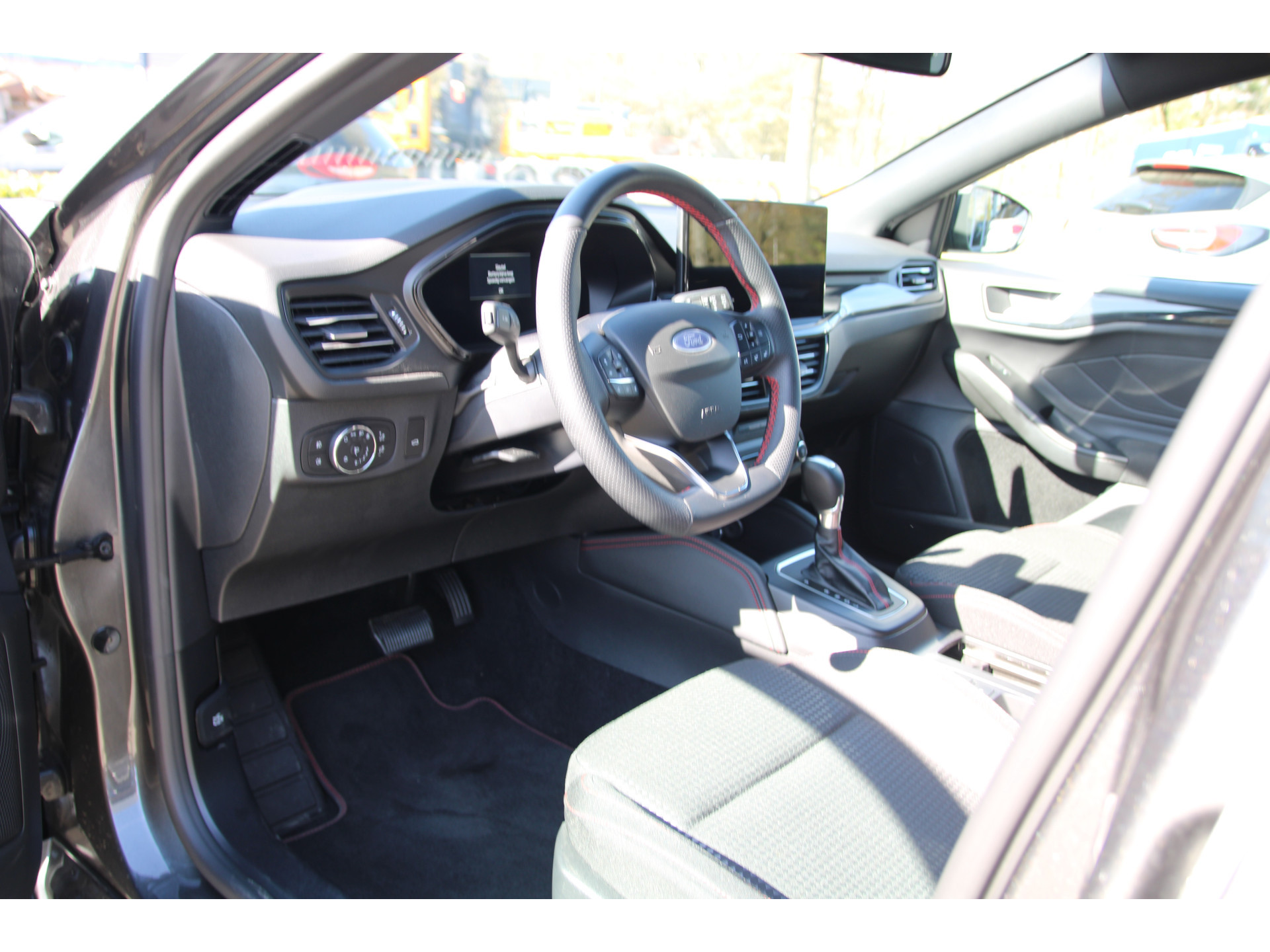 Ford Focus Wagon 1.0 EcoBoost 155 PK AUT. Hybrid ST Line X TREKHAAK AFNEEMBAAR | WINTERPACK | HEAD-UP