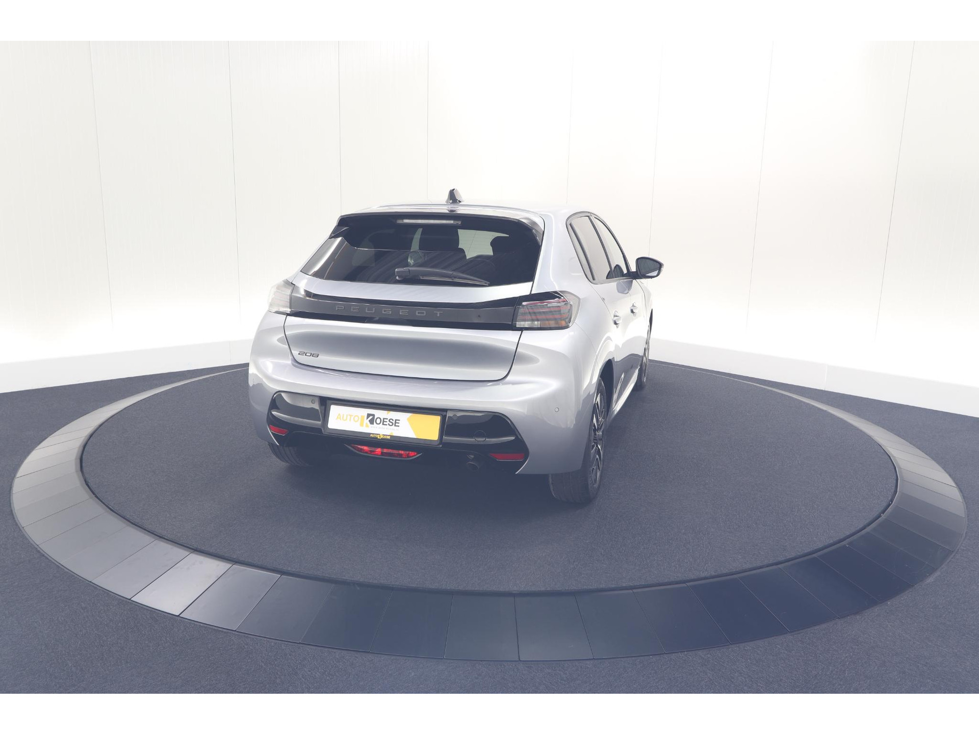 Peugeot 208 PureTech 100 Allure | Apple Carplay | Parkeersensoren | Climate Control