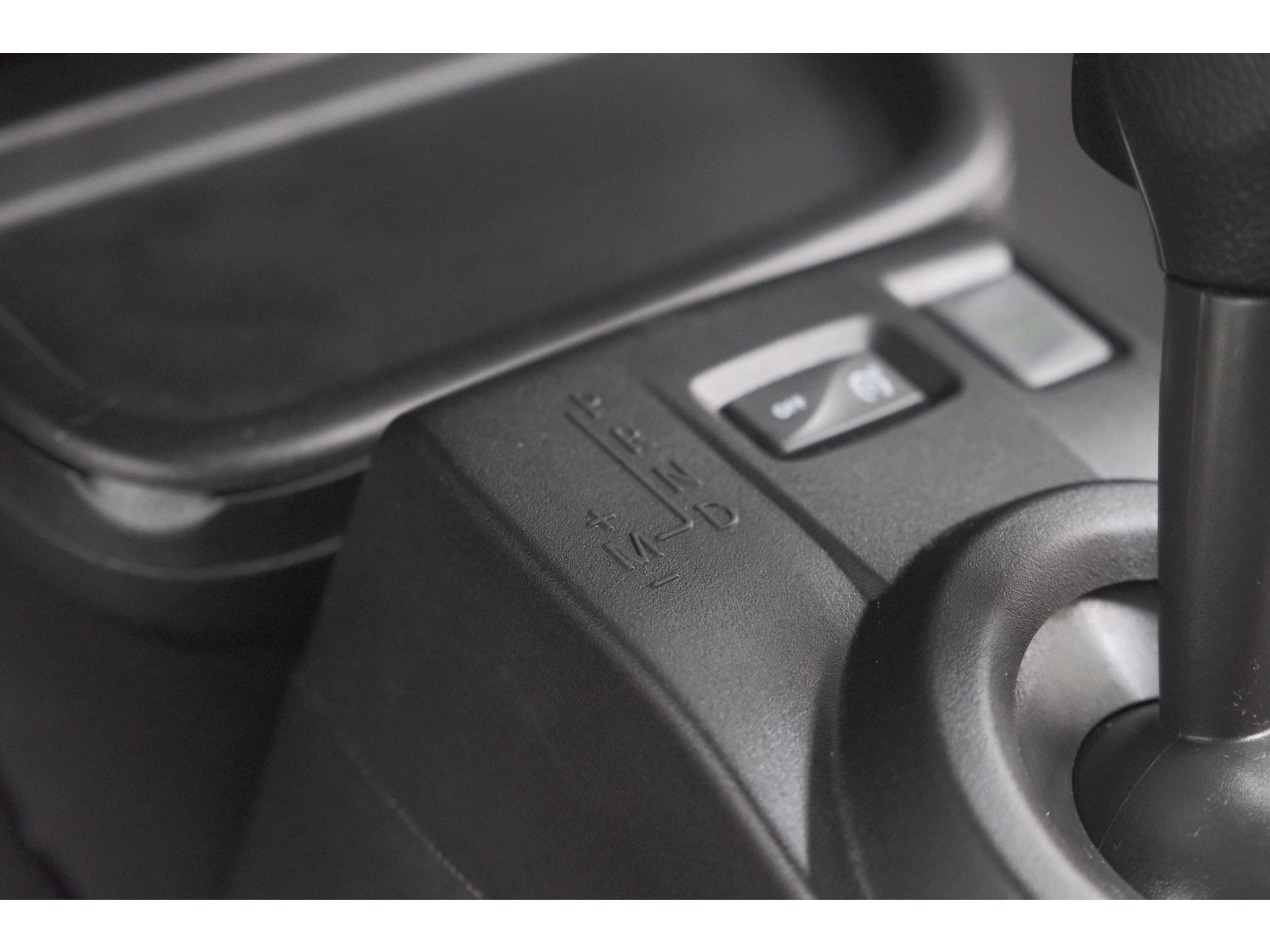 Renault Twingo 1.0 SCe Limited | Automaat | Parkeersensoren | Allseason Banden | Bluetooth Radio