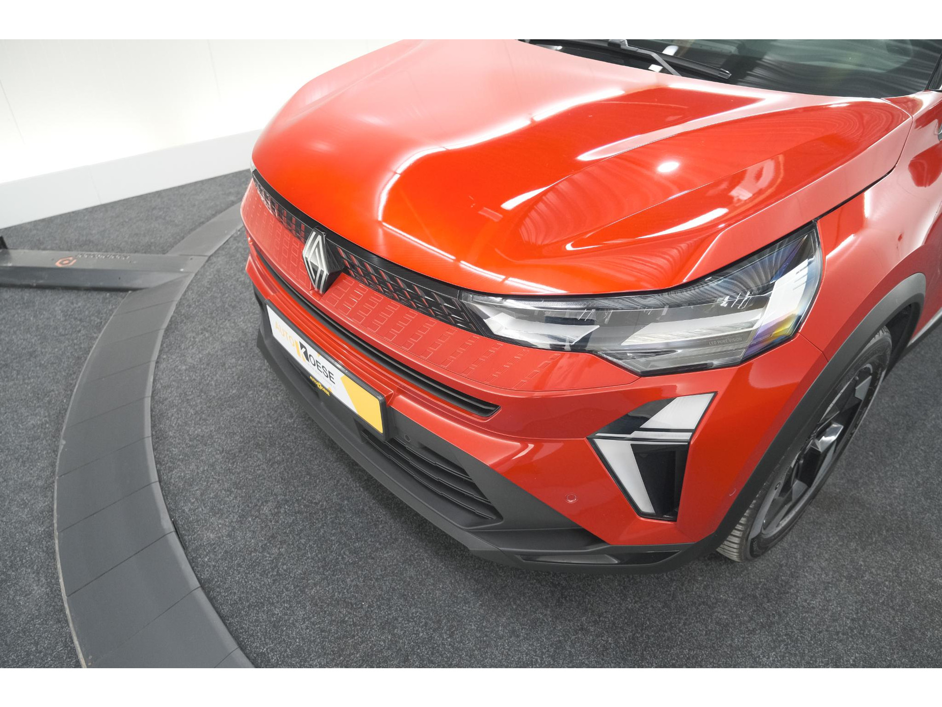Renault Captur TCe 90 techno | Nieuw Model | Camera | Harman Kardon | Apple Carplay | Parkeersensoren | 18 Inch Lichtmetalen Velgen