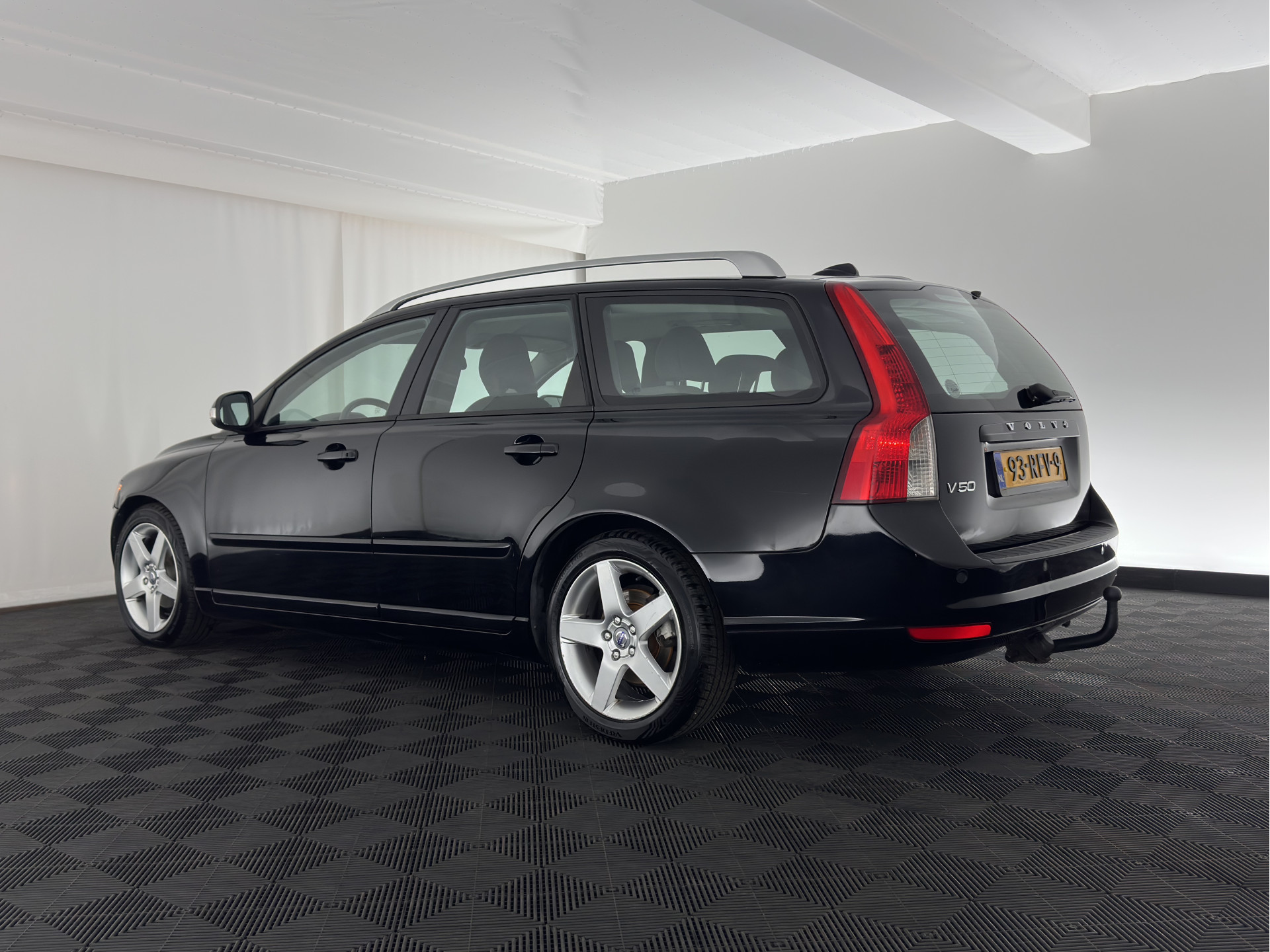 Volvo V50 1.6 D2 S/S Sport *COMFORT-SEATS | ECC | PDC | TOWBAR | 17"ALU*