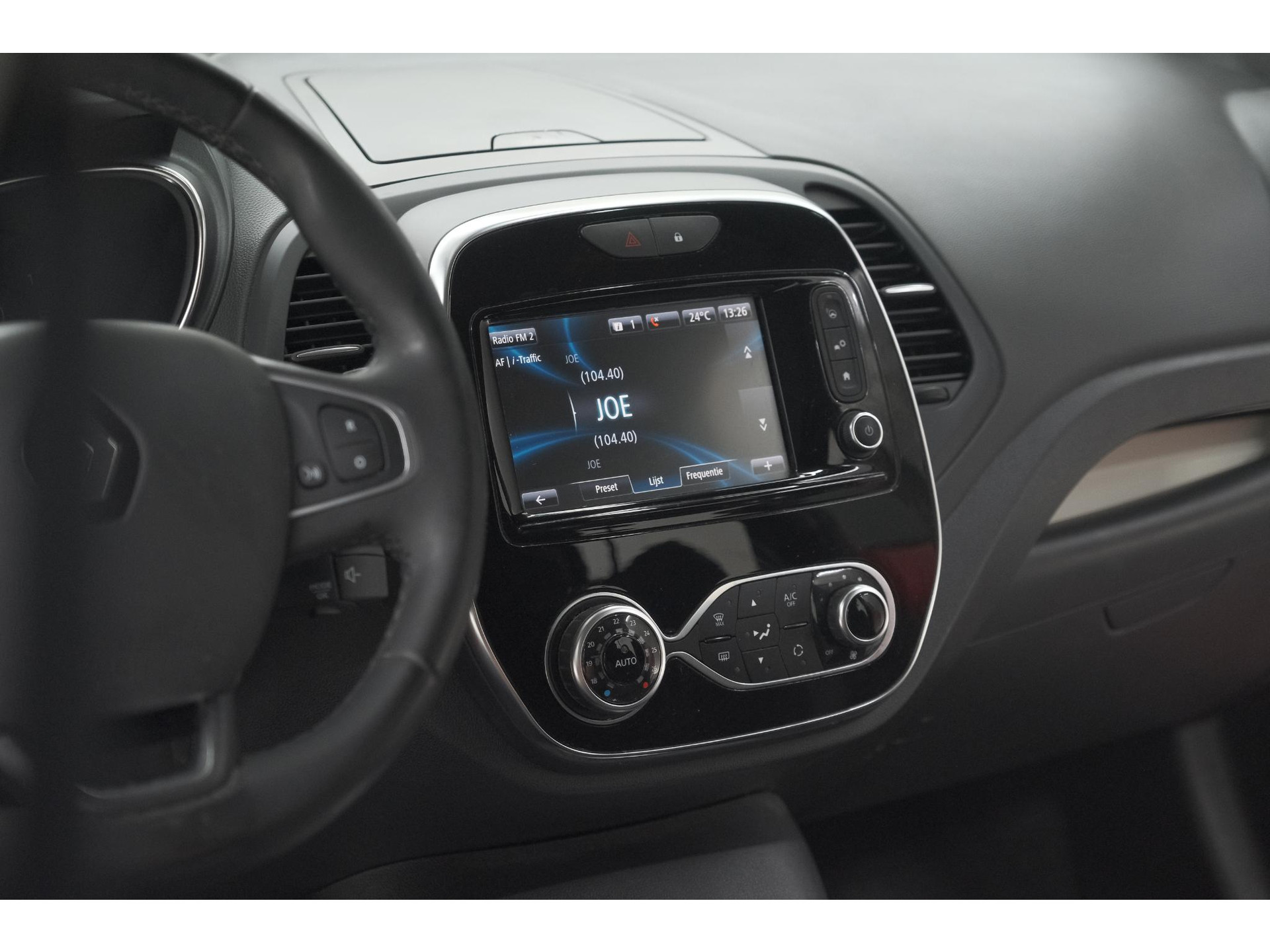 Renault Captur TCe 90 Intens | Trekhaak | Camera | Dodehoekdetectie | Navigatie