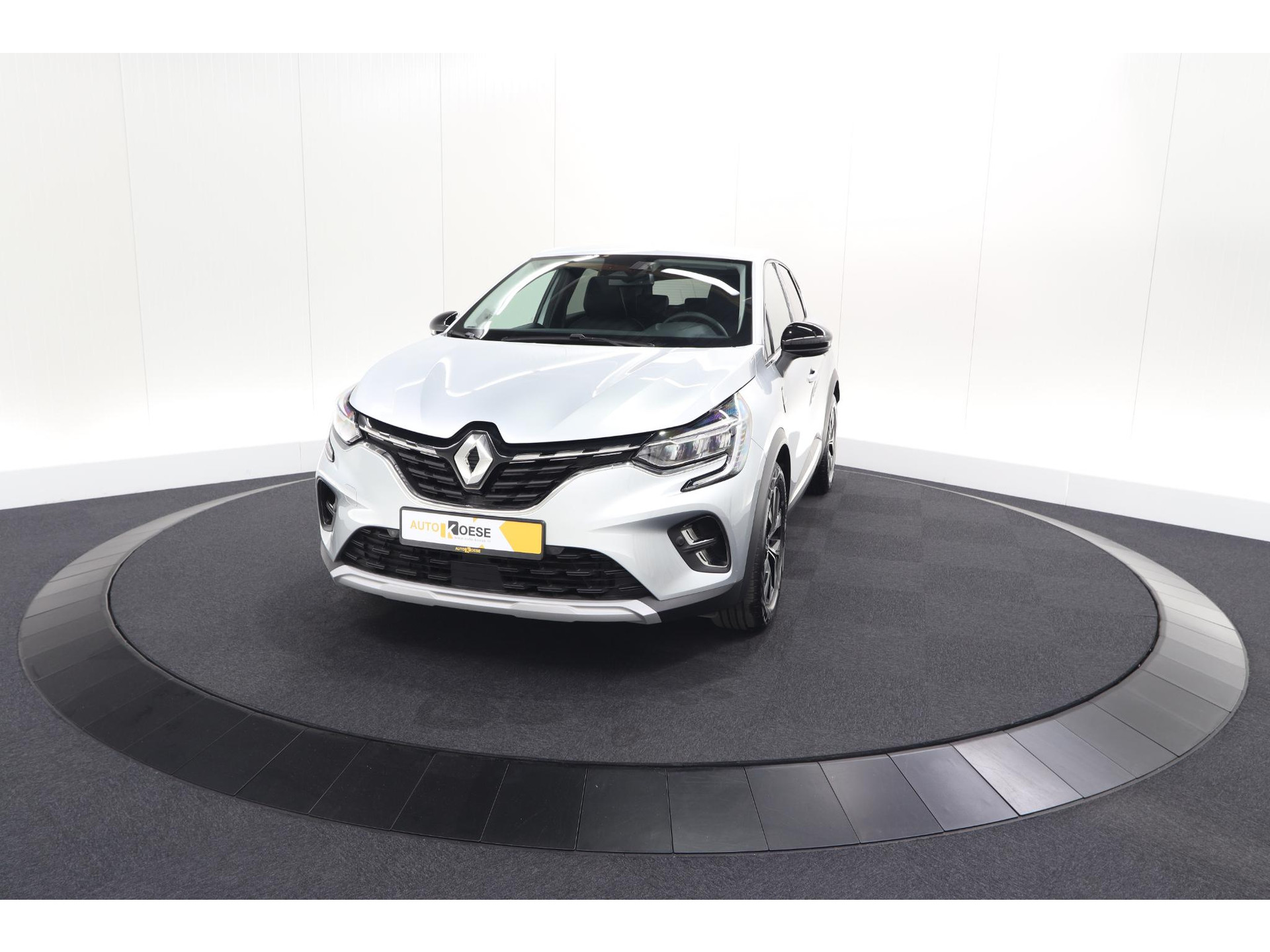 Renault Captur 1.6 E-Tech full hybrid 145 techno | Camera | Parkeersensoren | Climate control | Keyless
