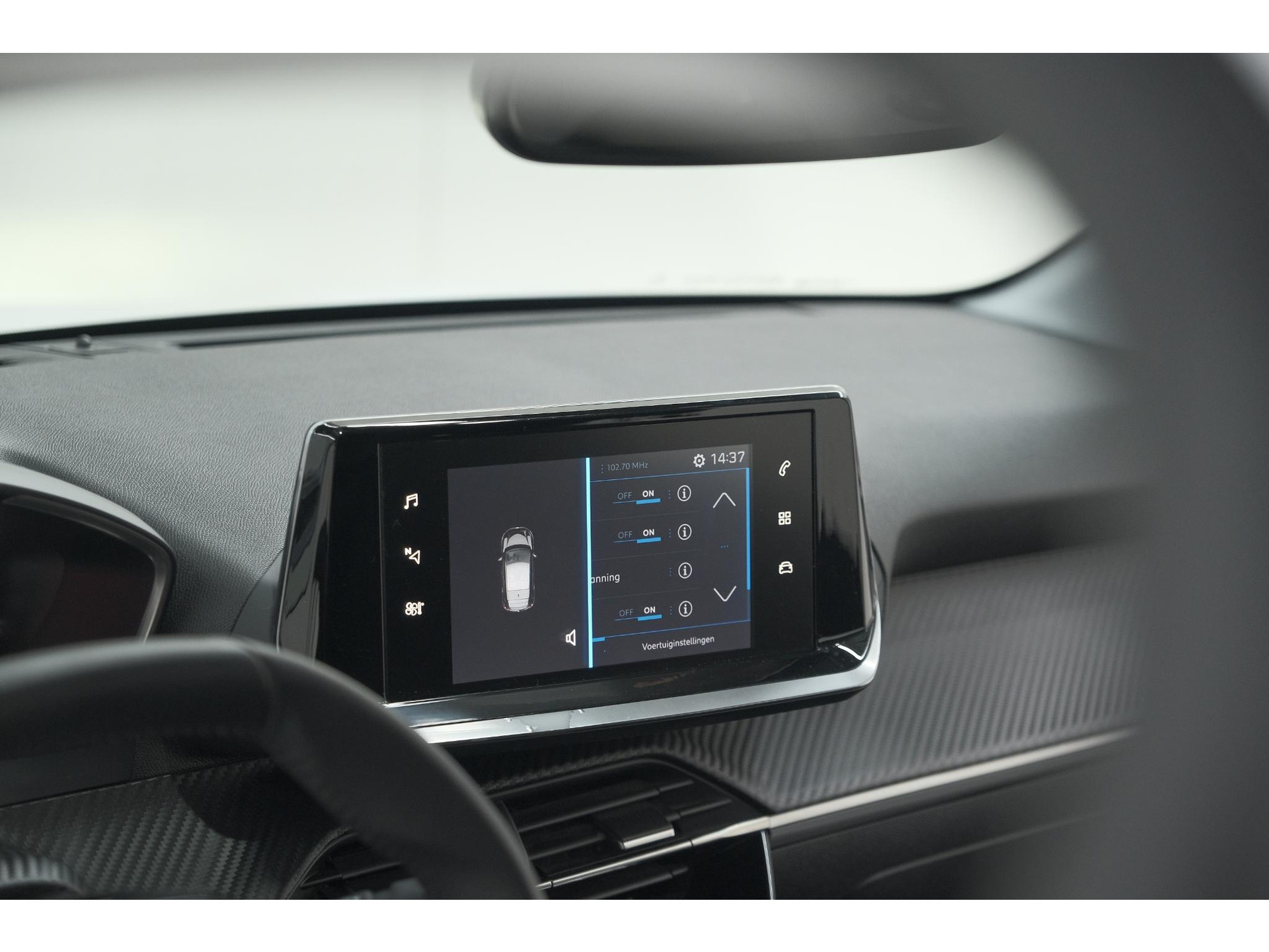 Peugeot 208 PureTech 100 PK Allure | Apple Carplay | Parkeersensoren | Lichtmetalen velgen