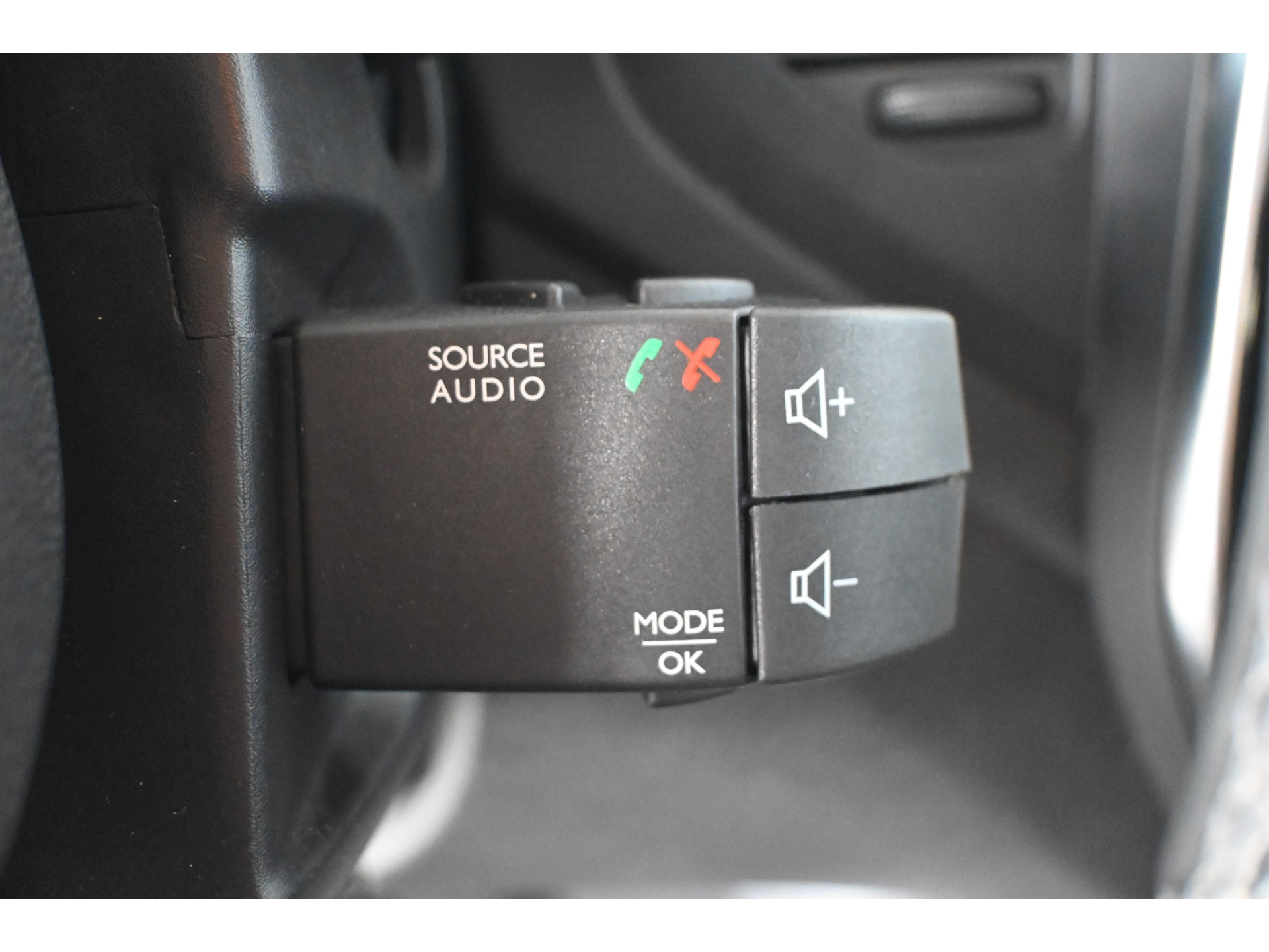 Renault Captur 0.9 TCe Intens Easy Life Nap! Clima Cruise Led Navigatie Lichtmetaal 1e Eigenaar! 100% Onderhouden! Inruil Mogelijk!