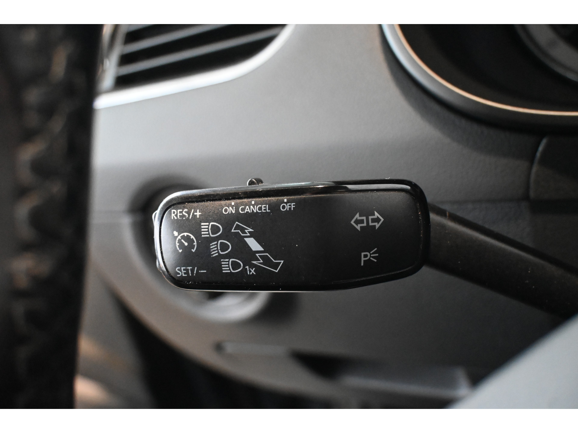 ŠKODA Octavia 1.0 TSI Greentech Style Business Automaat Navigatie Carplay Stoelverwarming Inruil Mogelijk!