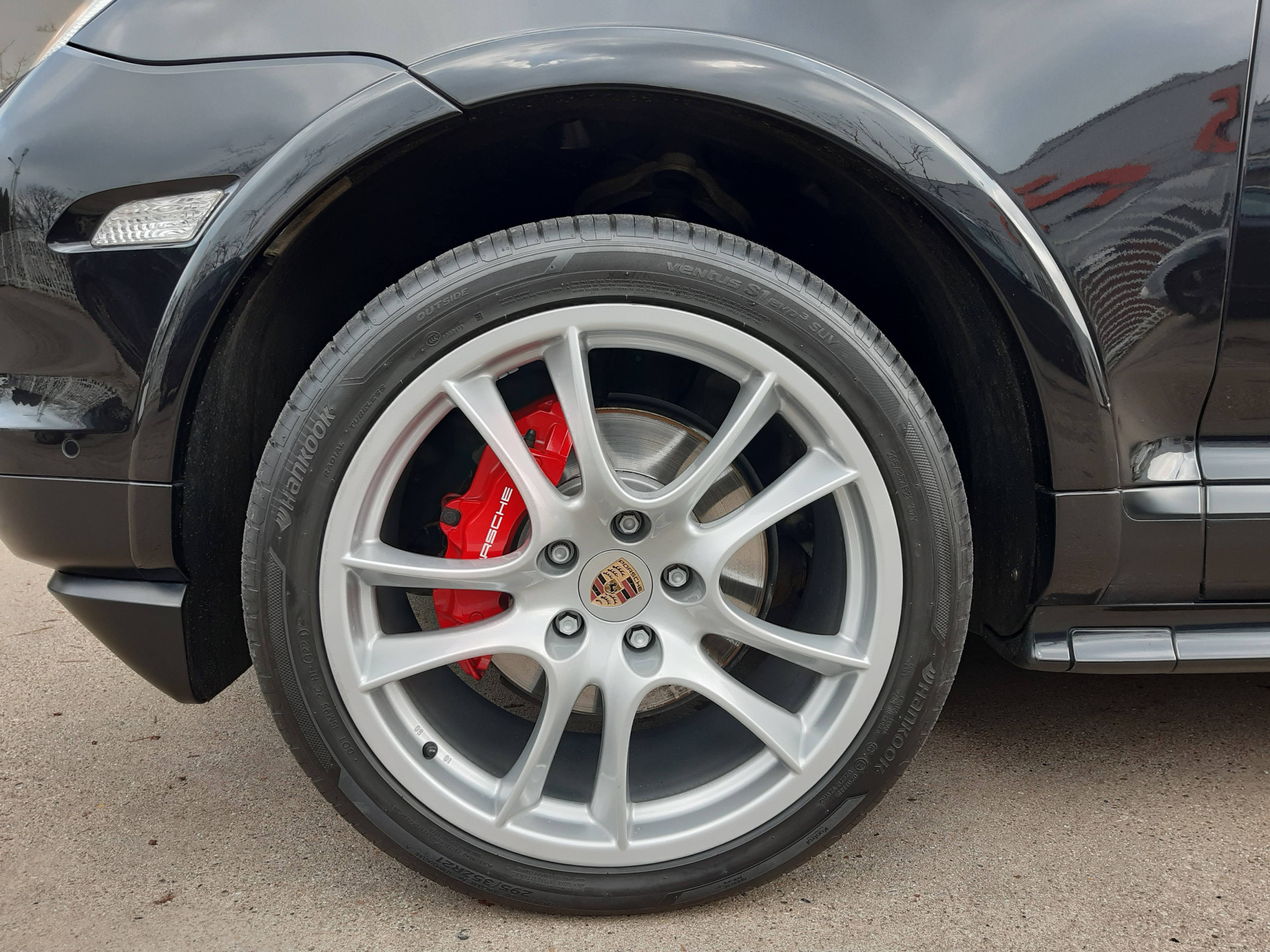 Porsche Cayenne GTS Uniek Exemplaar met lage kilometers Volledige onderhoudshistorie van Porsche-dealer beschikbaar,