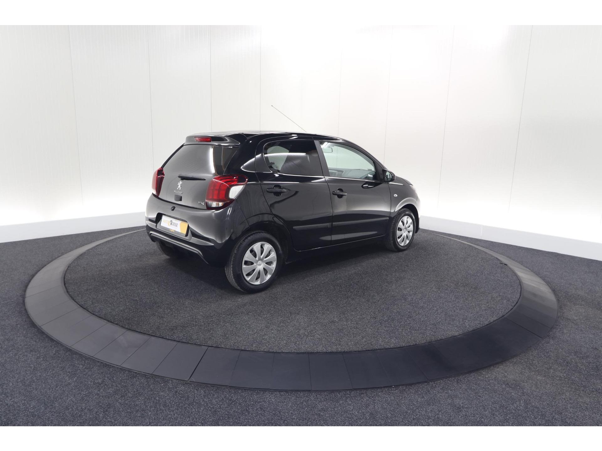 Peugeot 108 1.0 e-VTi Active | Unieke Auto! | Automaat | Airco | Getint Glas | Bluetooth Radio | 5 Deurs