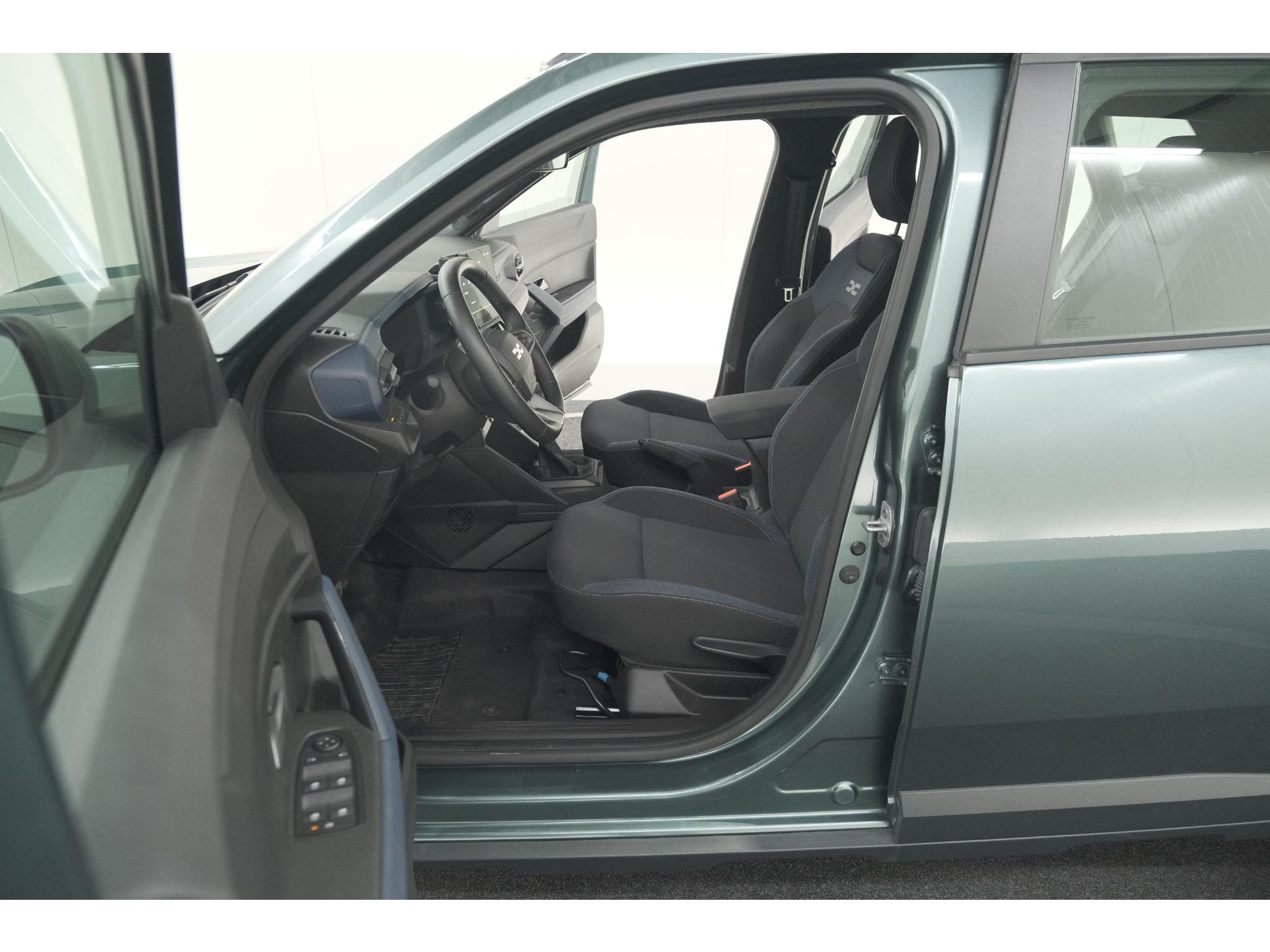 Dacia Duster Mild Hybrid 130 Expression | Camera | Stoelverwarming | Apple Carplay | Navigatie